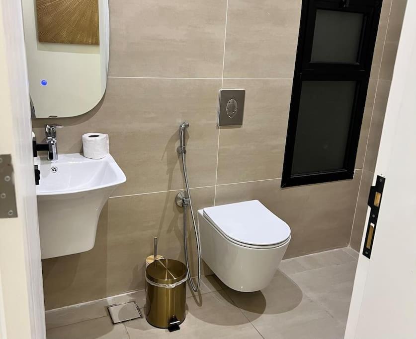 Luxury apartments Ajlan Rivera H4