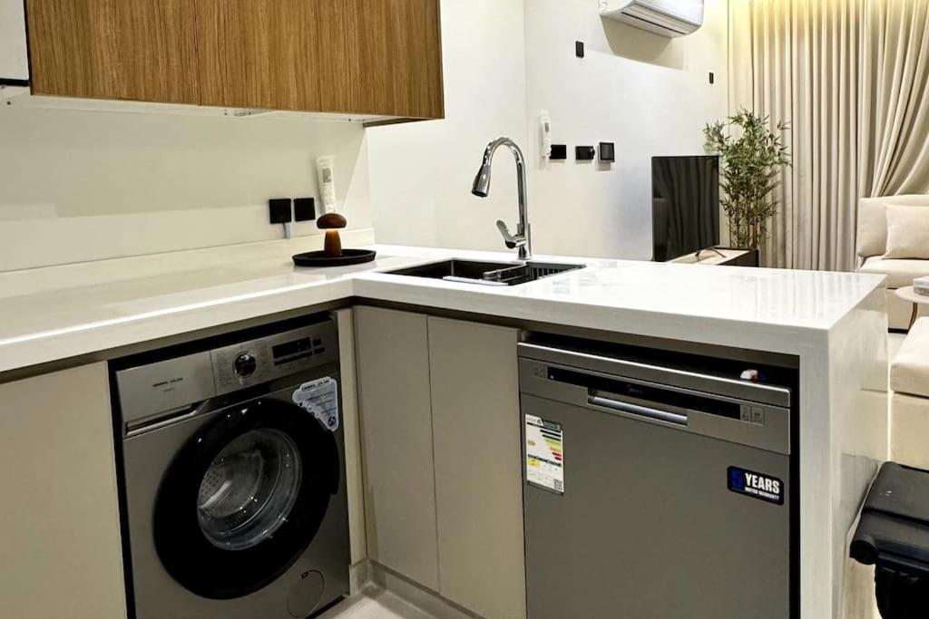 Luxury apartments Ajlan Rivera H4