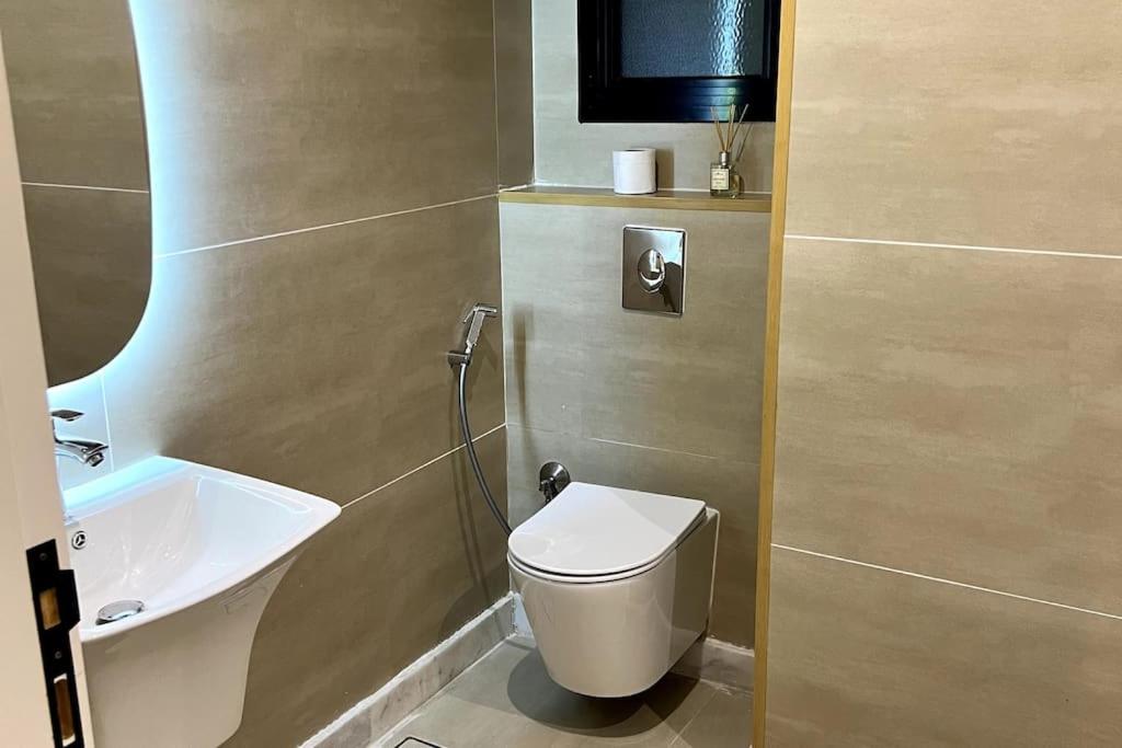 Luxury apartments Ajlan Rivera H4