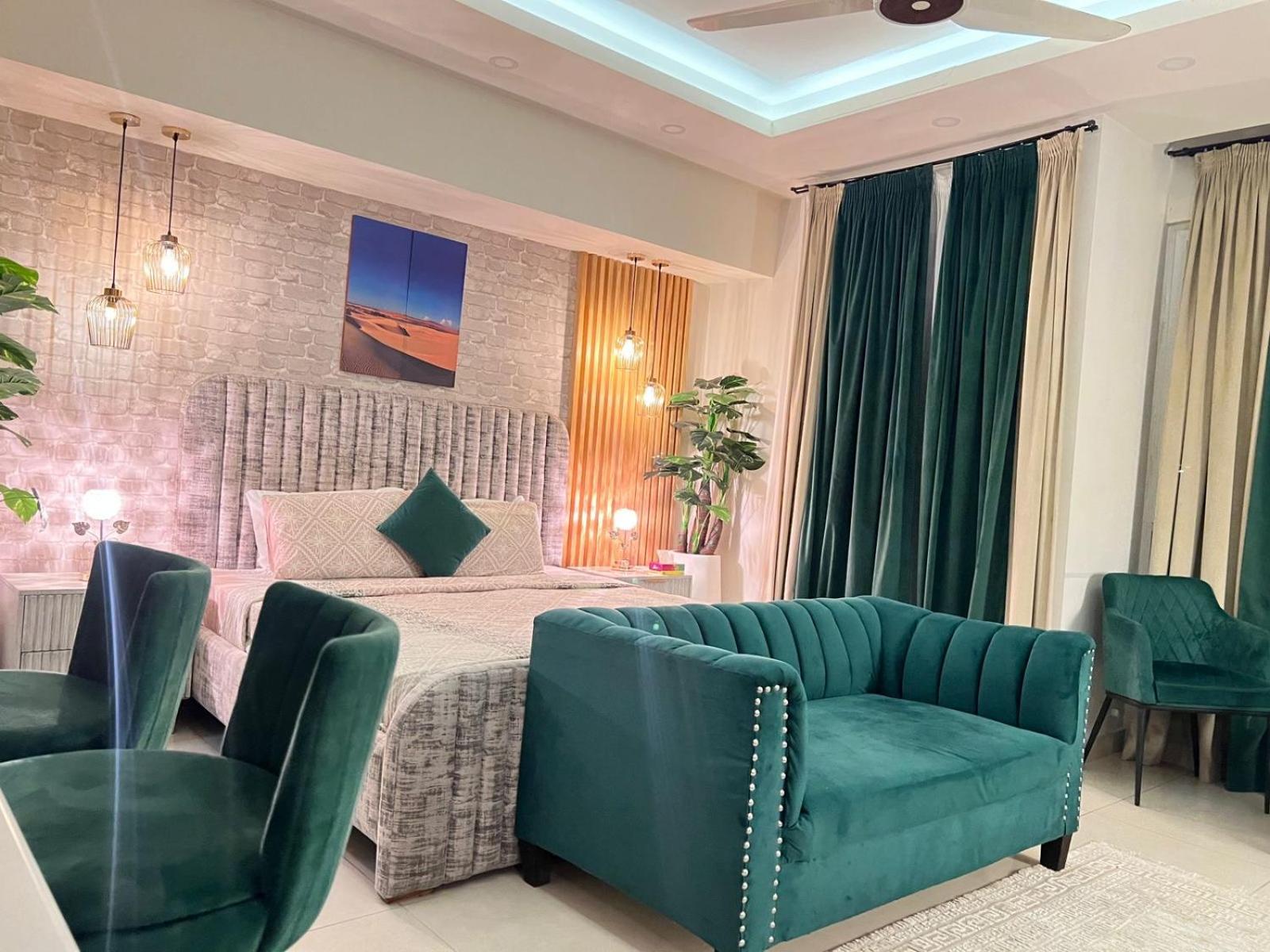 Sky Vista Executive Apartments - Centaurus Mall View