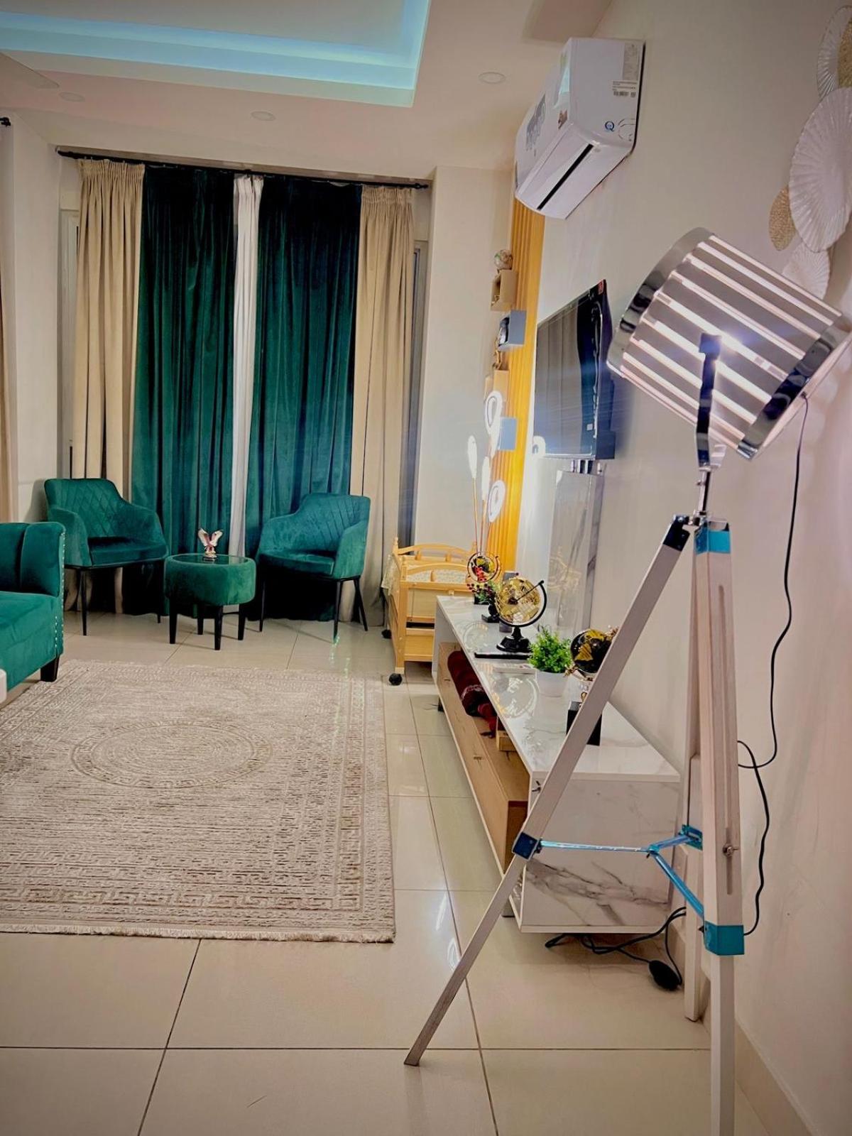 Sky Vista Executive Apartments - Centaurus Mall View