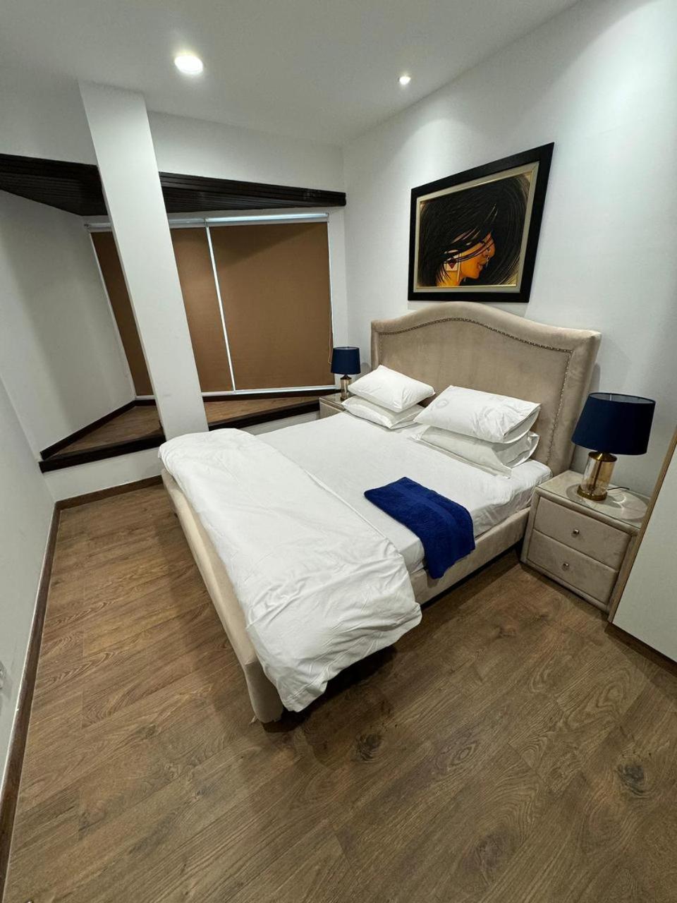 Sky Vista Executive Apartments - Centaurus Mall View