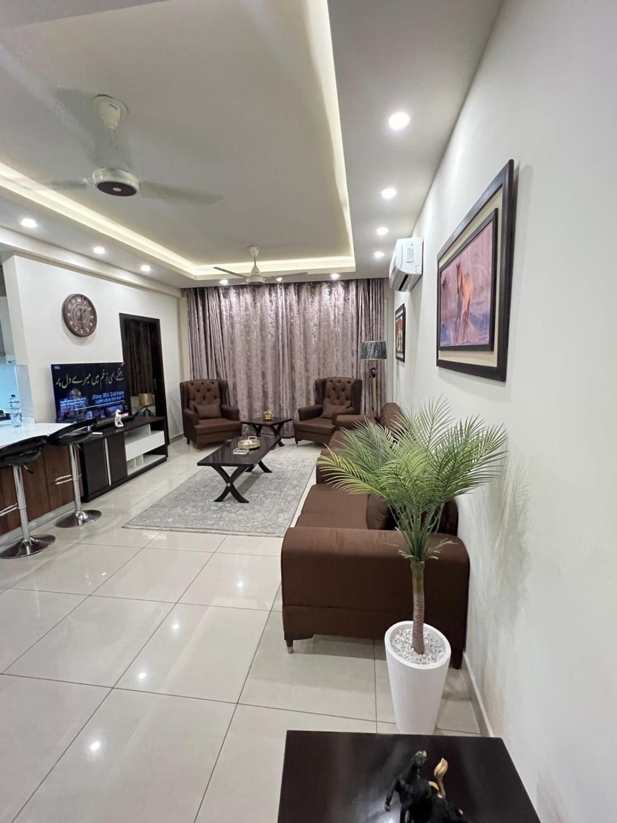 Sky Vista Executive Apartments - Centaurus Mall View