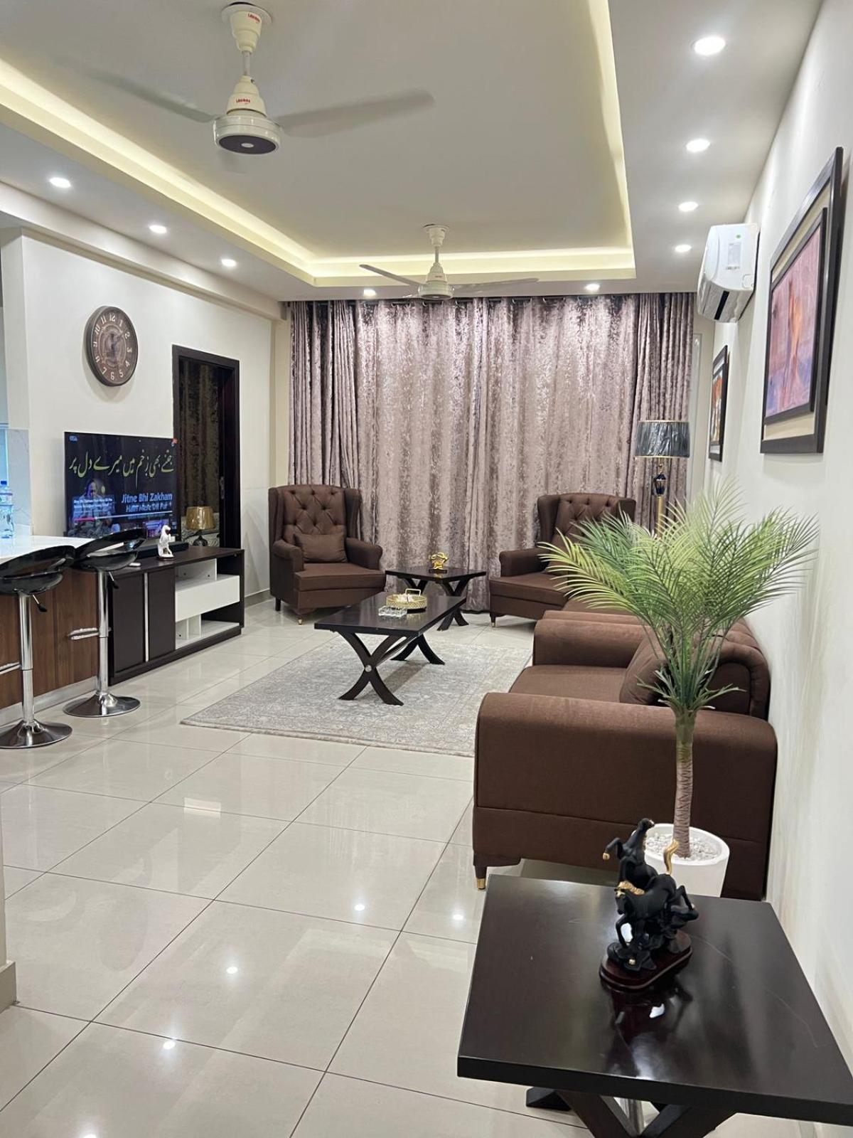 Sky Vista Executive Apartments - Centaurus Mall View