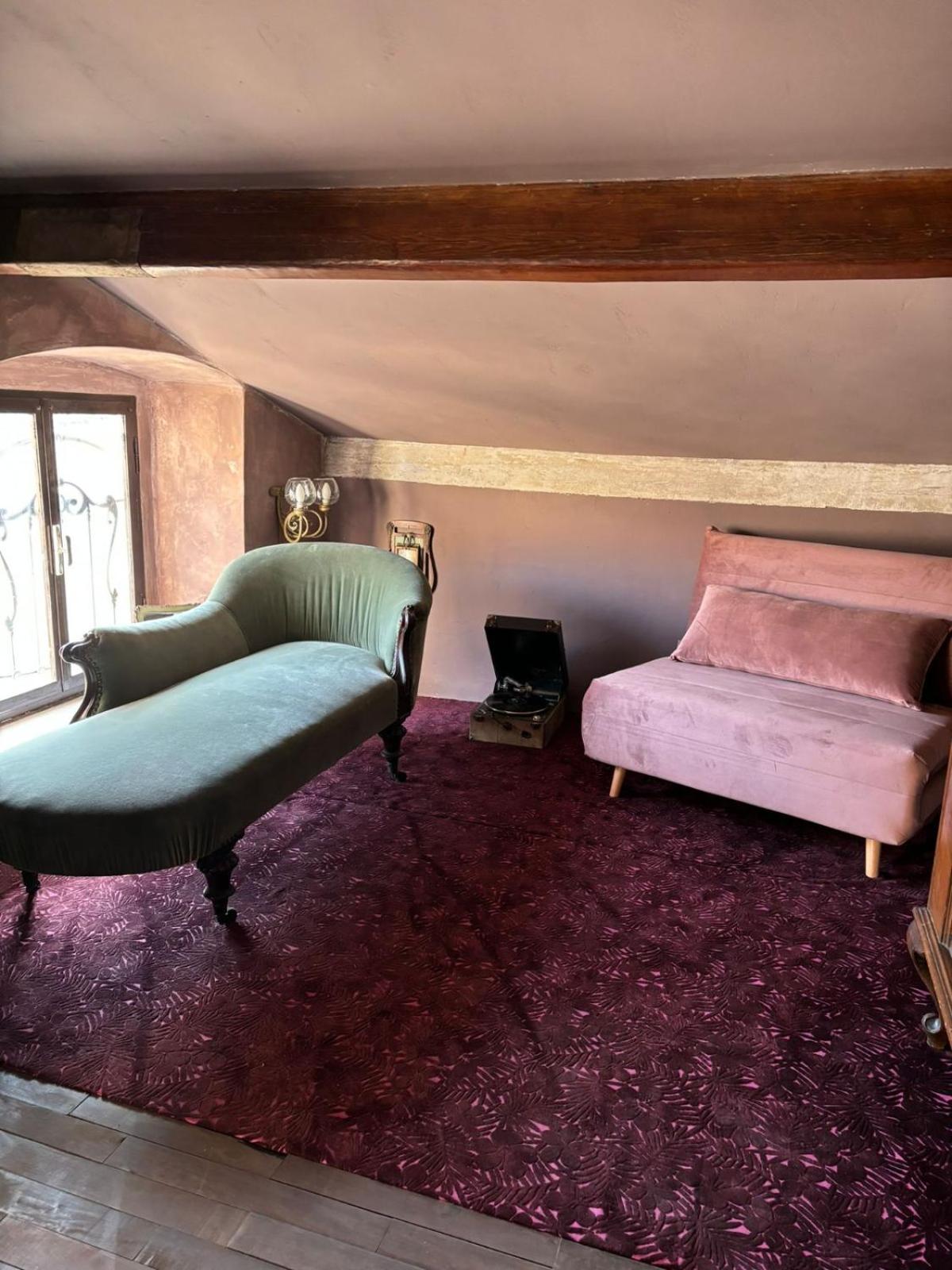 lounge
