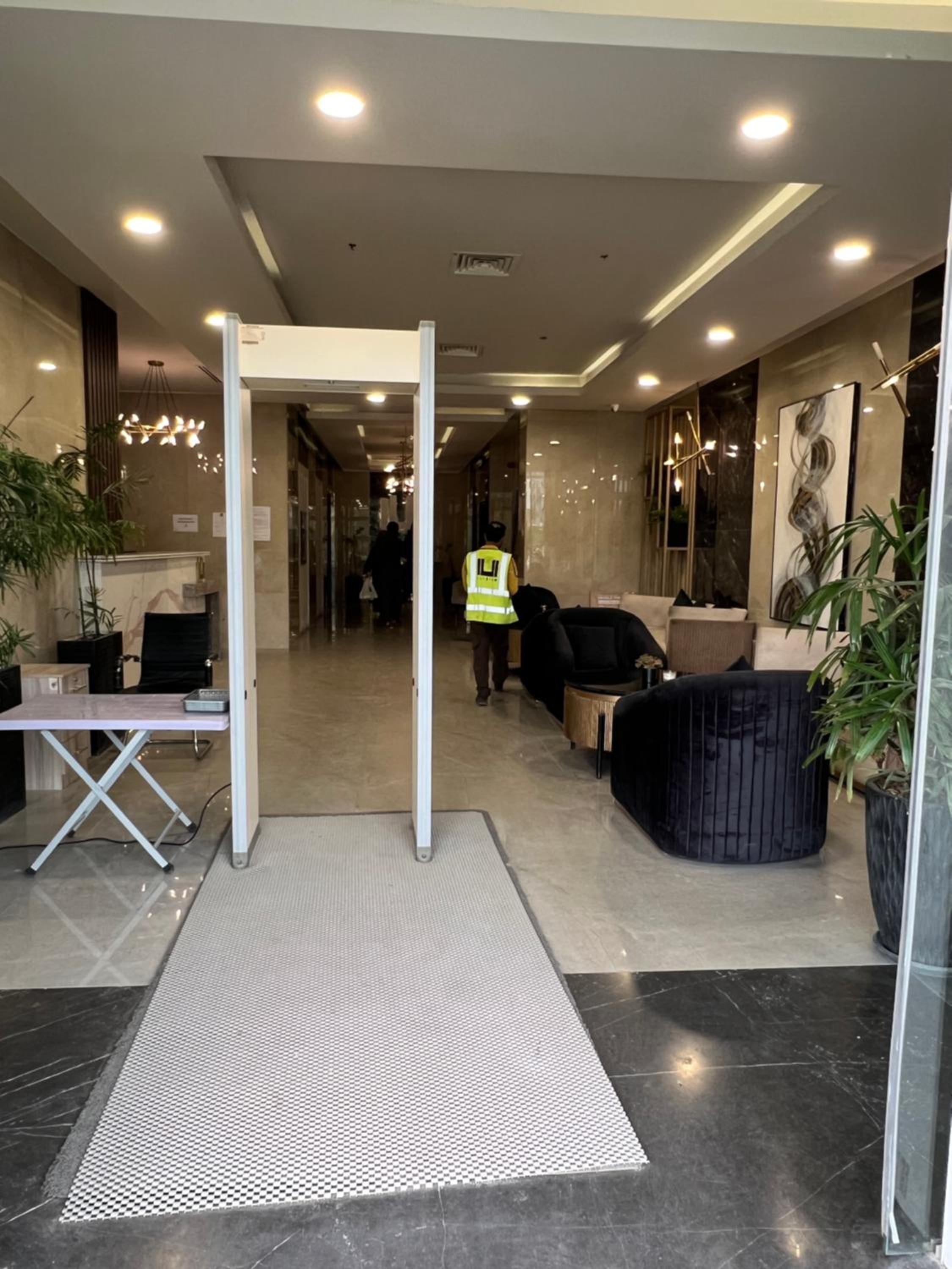 Sky Vista Executive Apartments - Centaurus Mall View