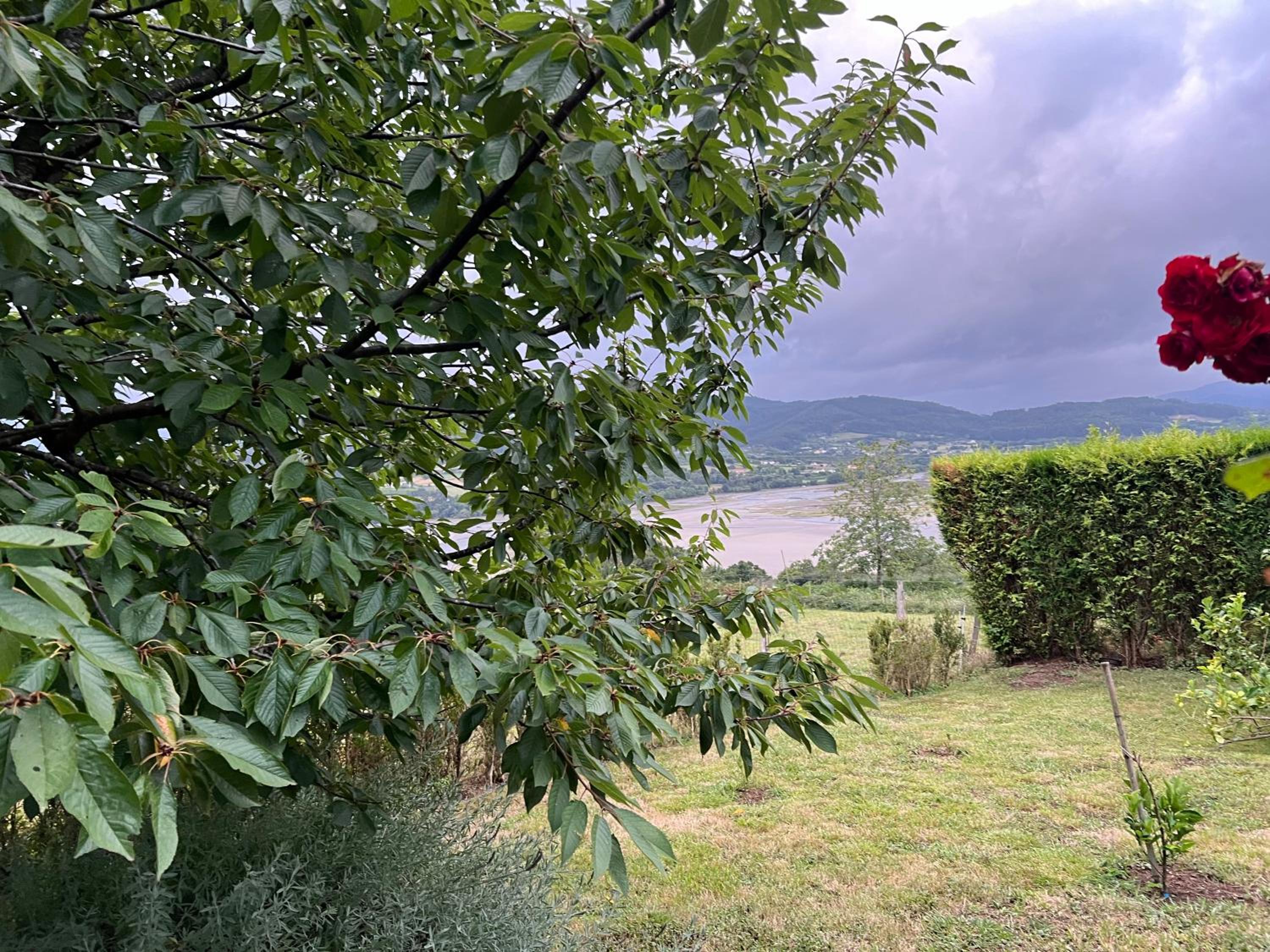 Apartamento de Pascualin con jardin privado en Ortigueira