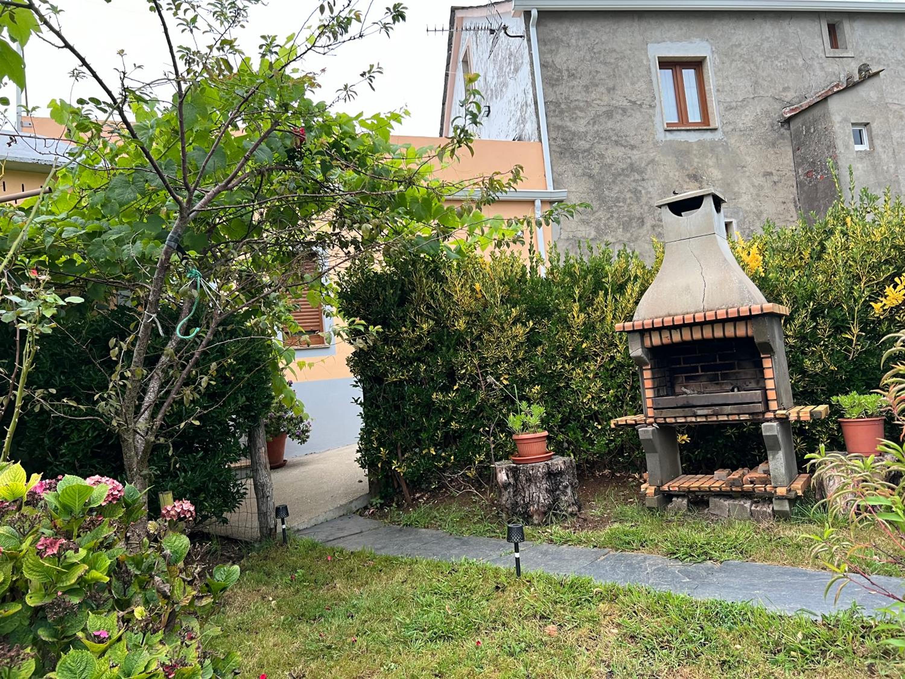 Apartamento de Pascualin con jardin privado en Ortigueira