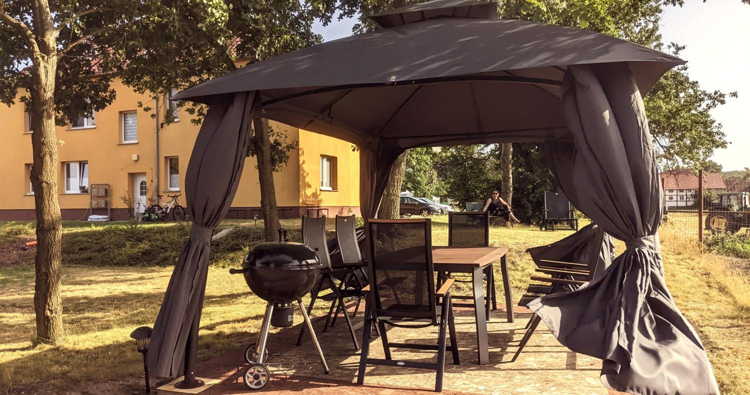 Gelbes Haus Seenland Ferienwohnungen XL