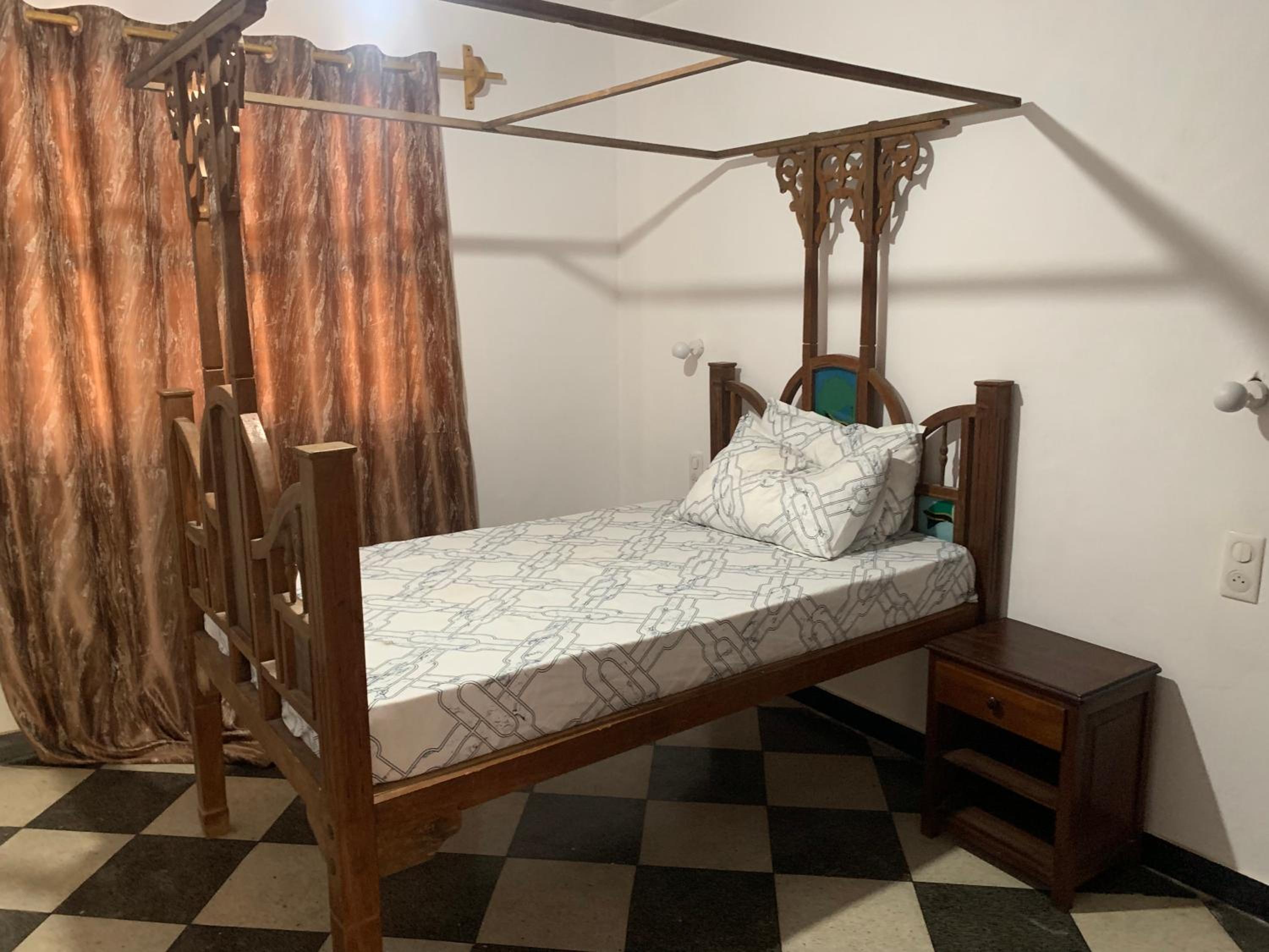 Kisharif holiday home