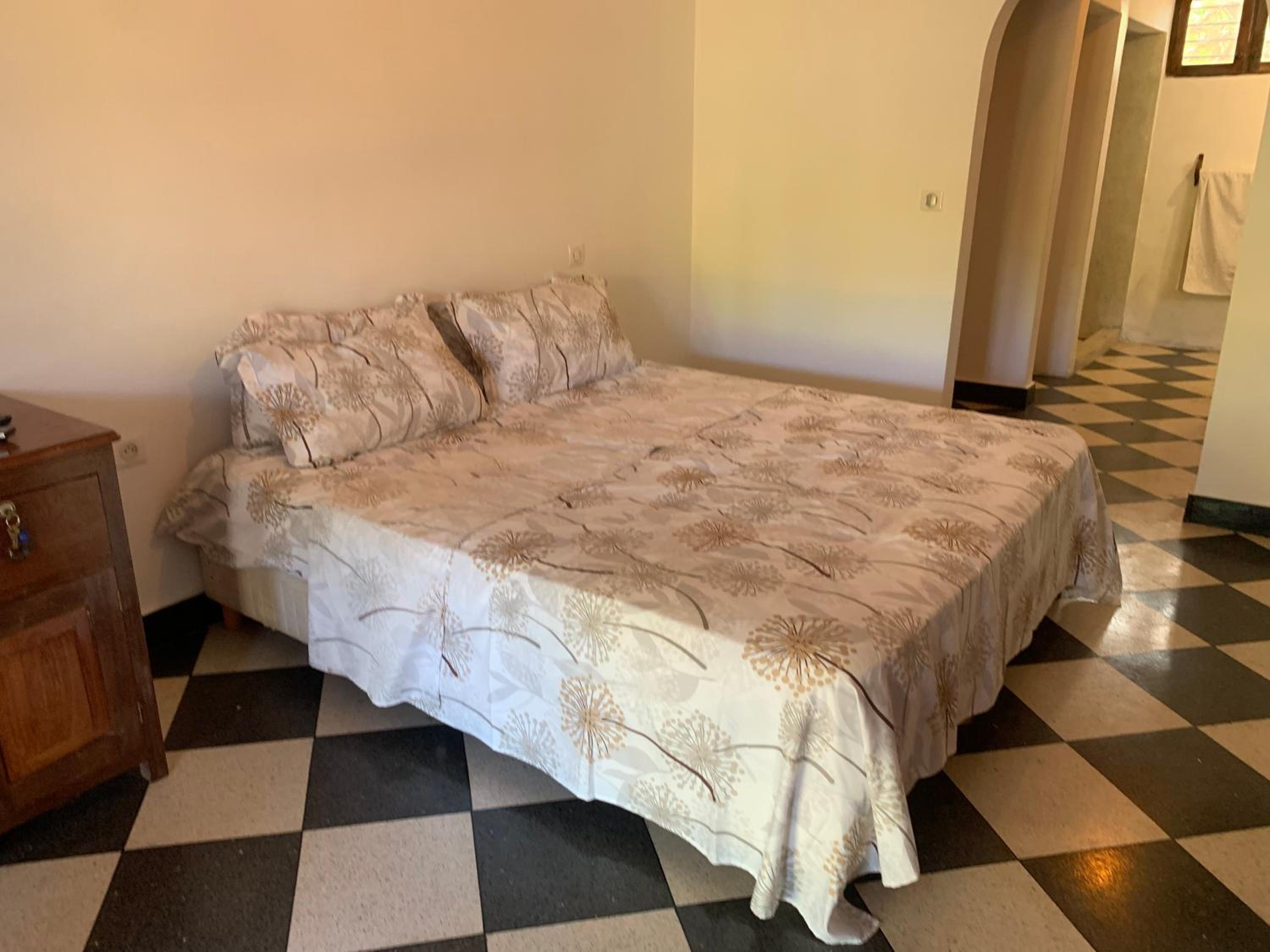 Kisharif holiday home