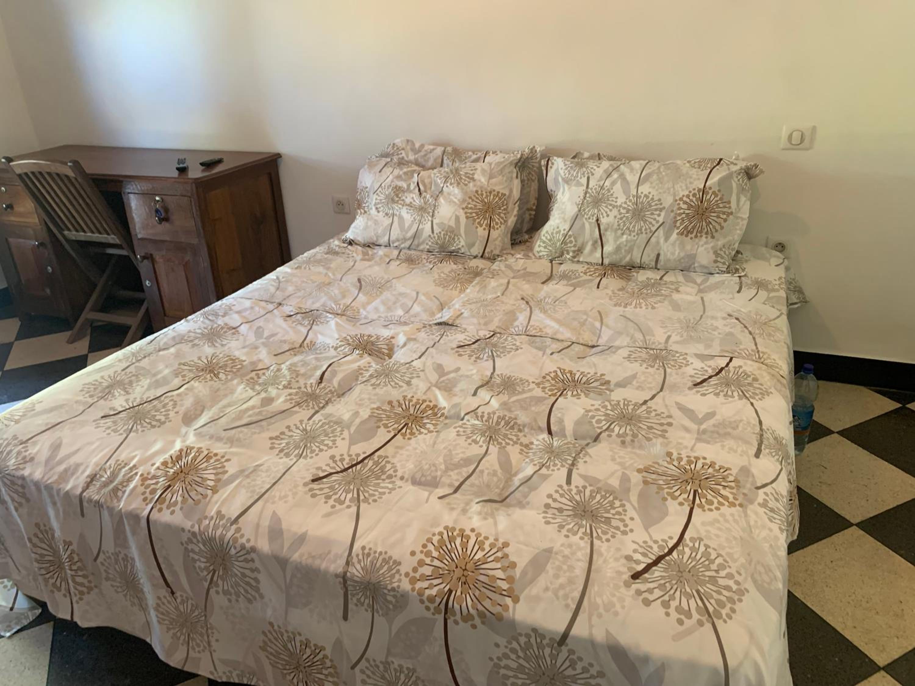 Kisharif holiday home