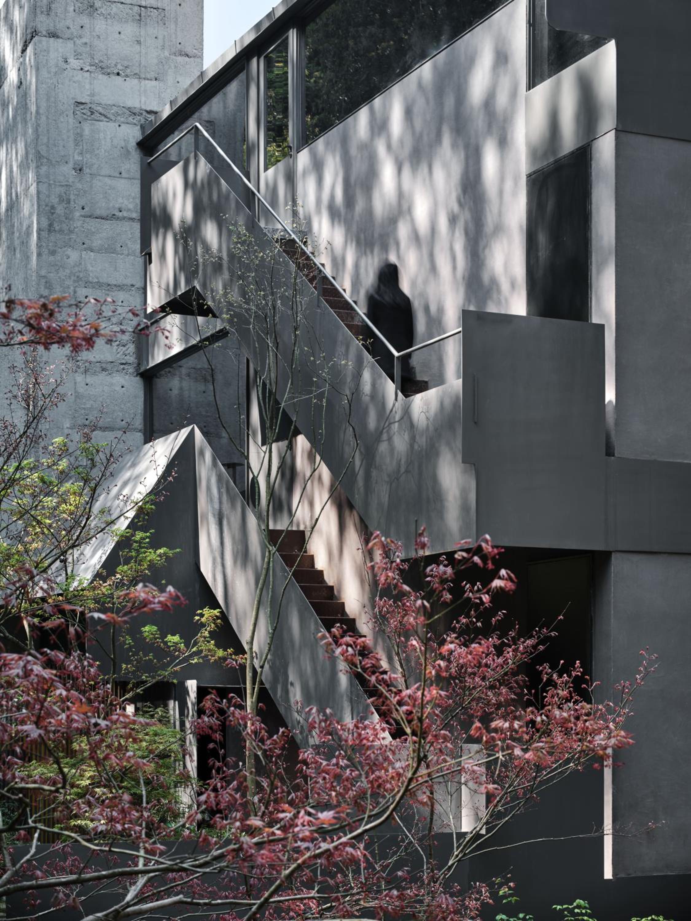 Yakamoz Qianchuan Hotel