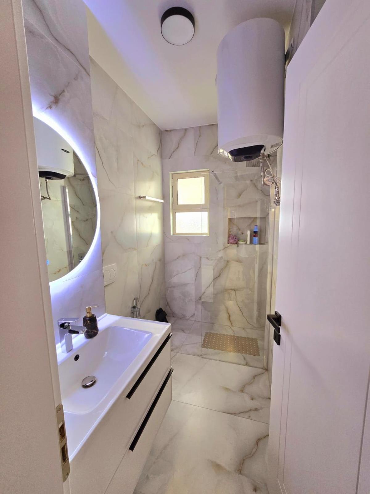 Nea Apartment