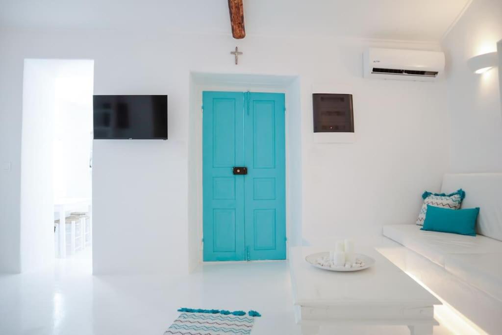 The Turquoise house view 3