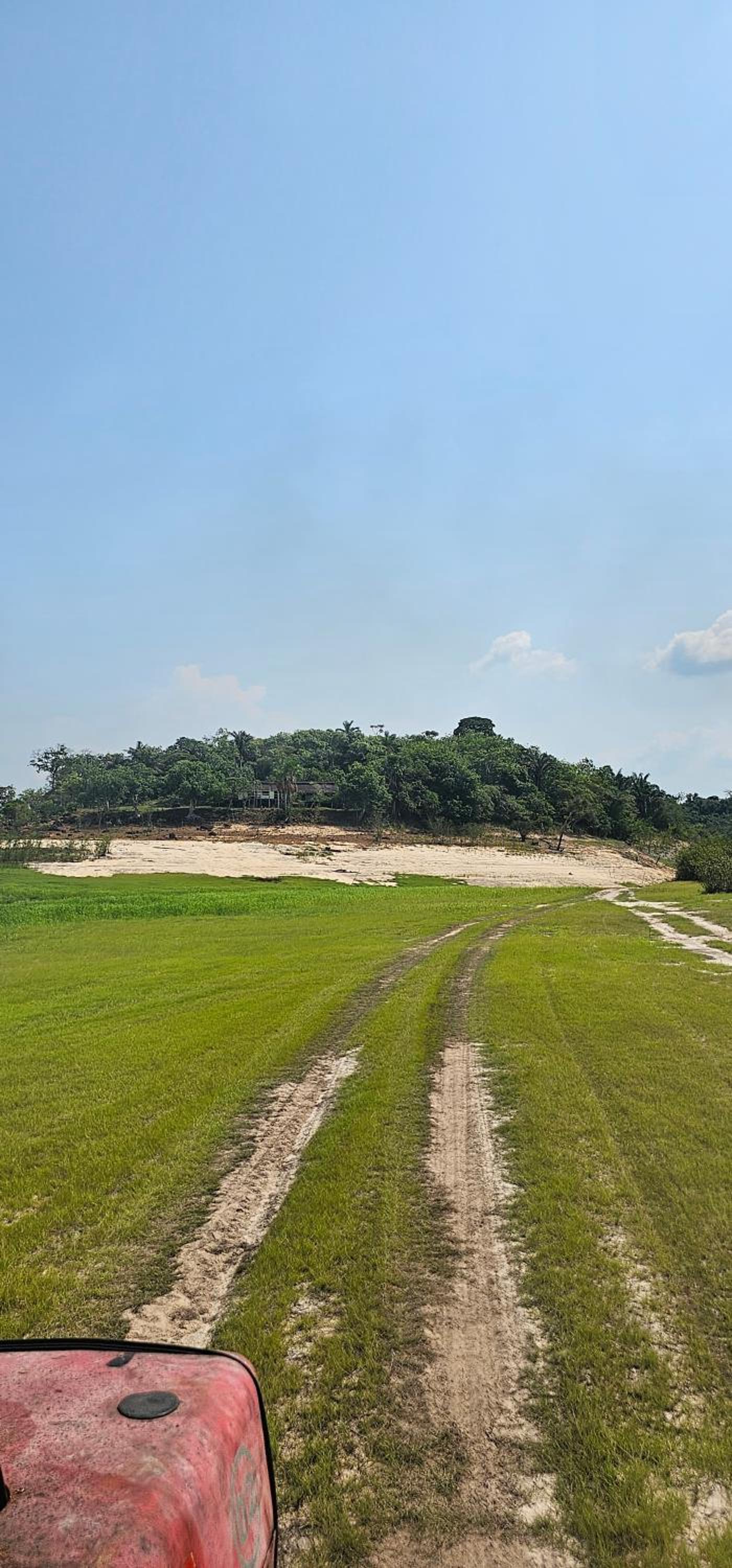 Premium Amazon Jungle Lodge