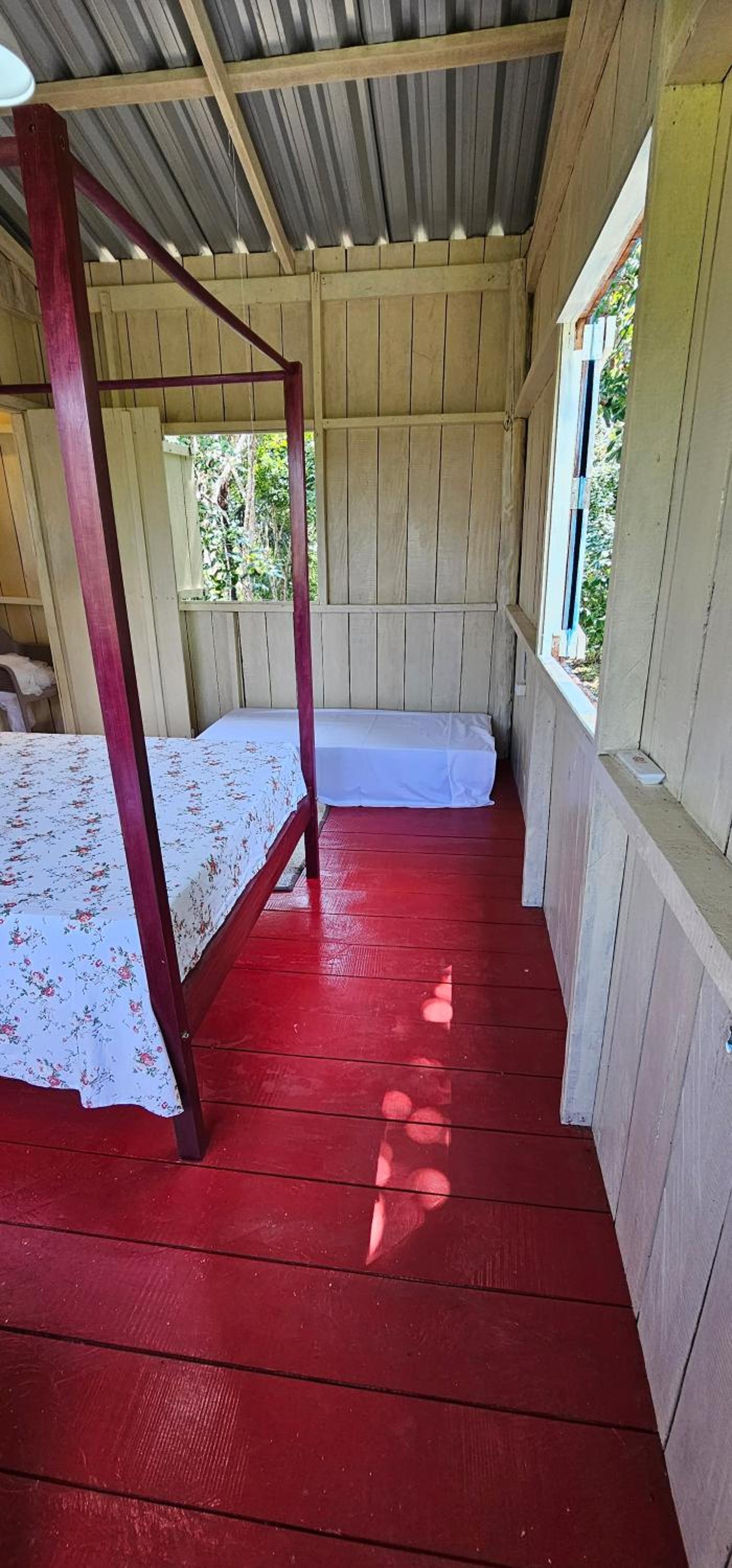 Premium Amazon Jungle Lodge