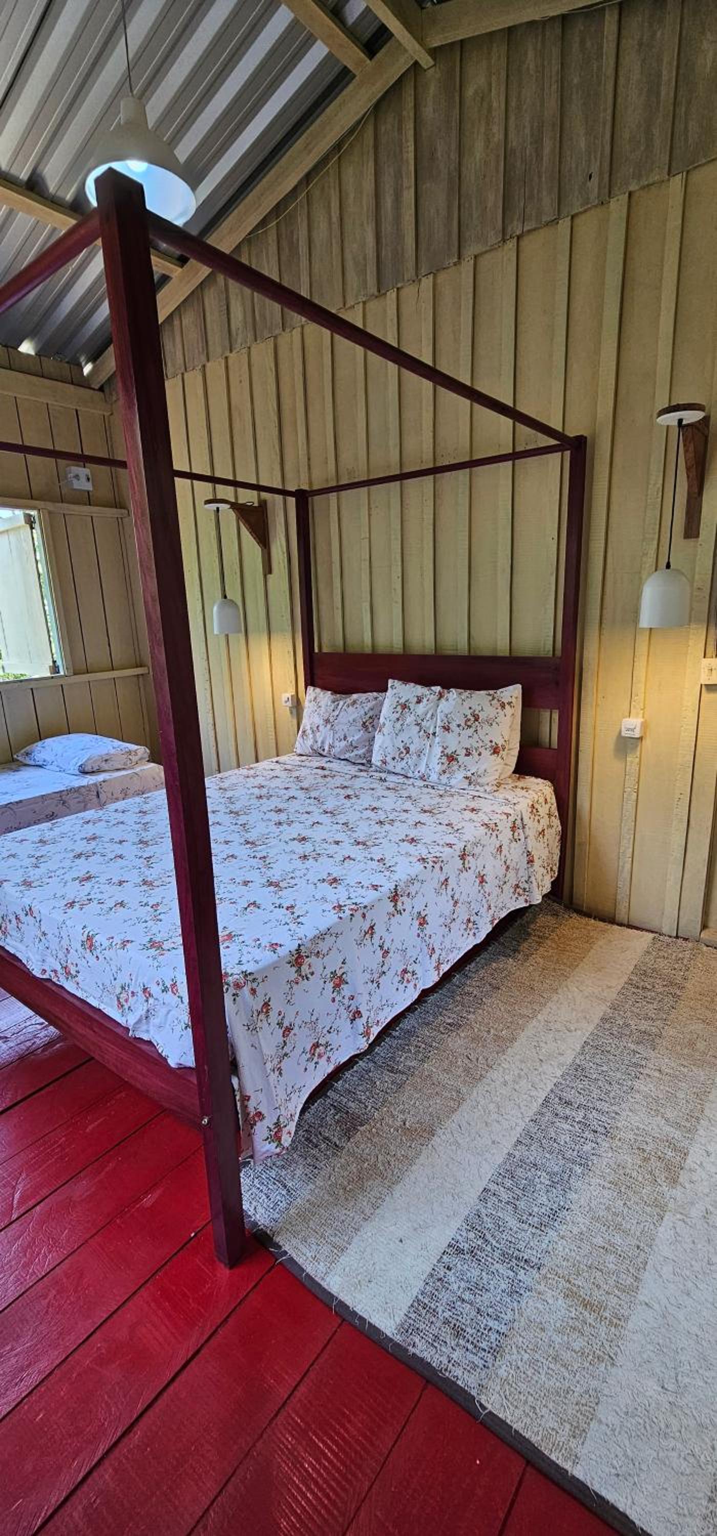 Premium Amazon Jungle Lodge
