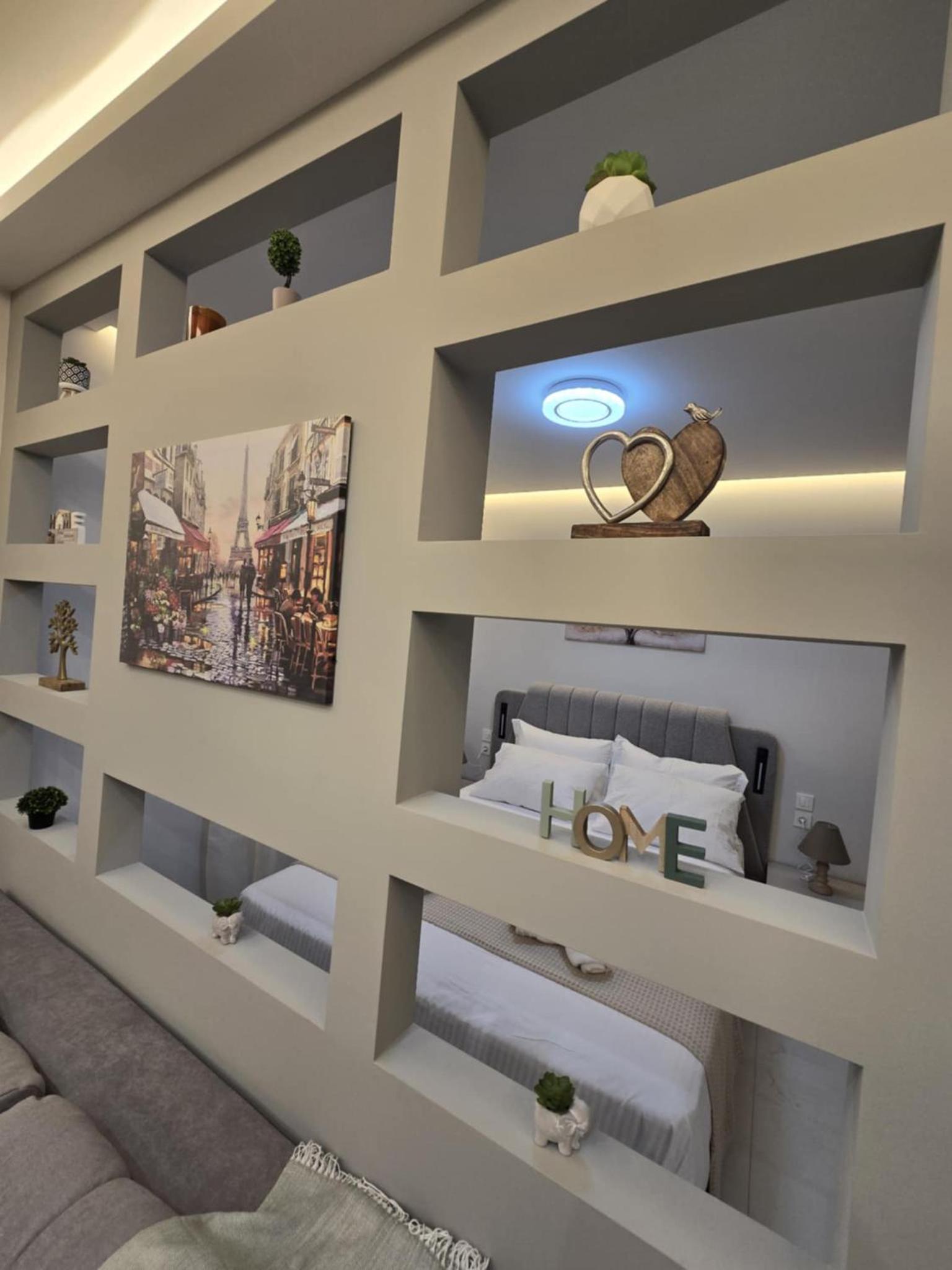 Noah apartment