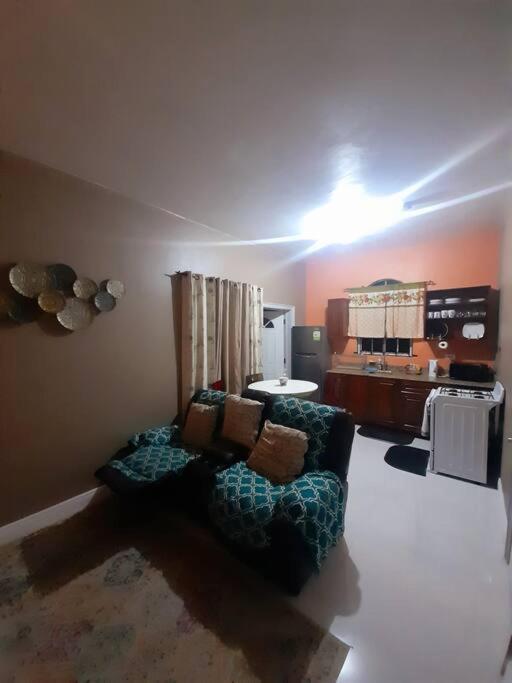 Immaculate 1 bedroom rental unit