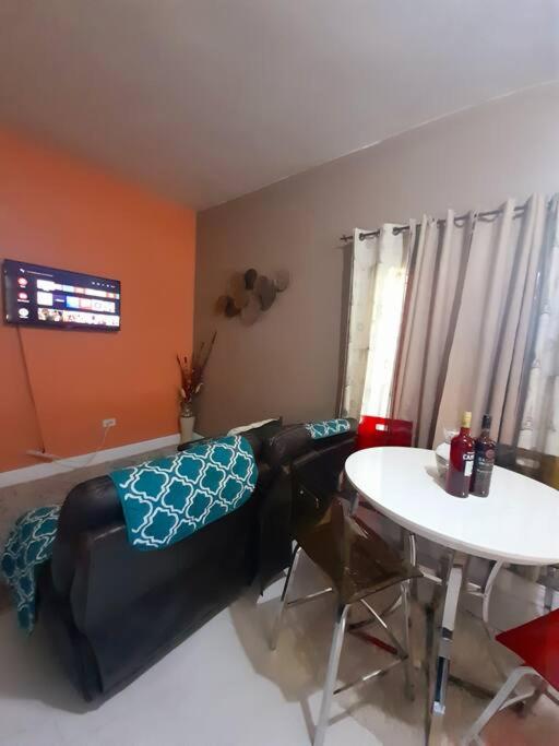 Immaculate 1 bedroom rental unit
