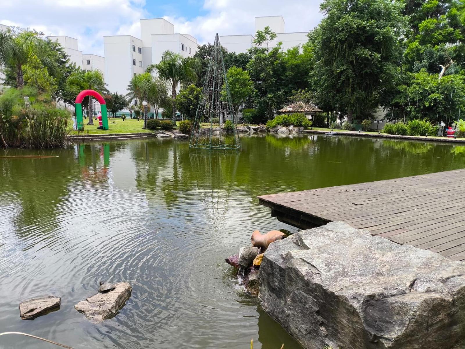 Apartamento em Condomínio Clube Ideal para suas Férias