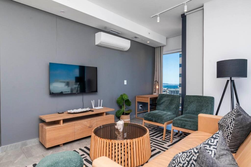 Spacious 2-Bed at The Rubik with Mountain View’s view 4