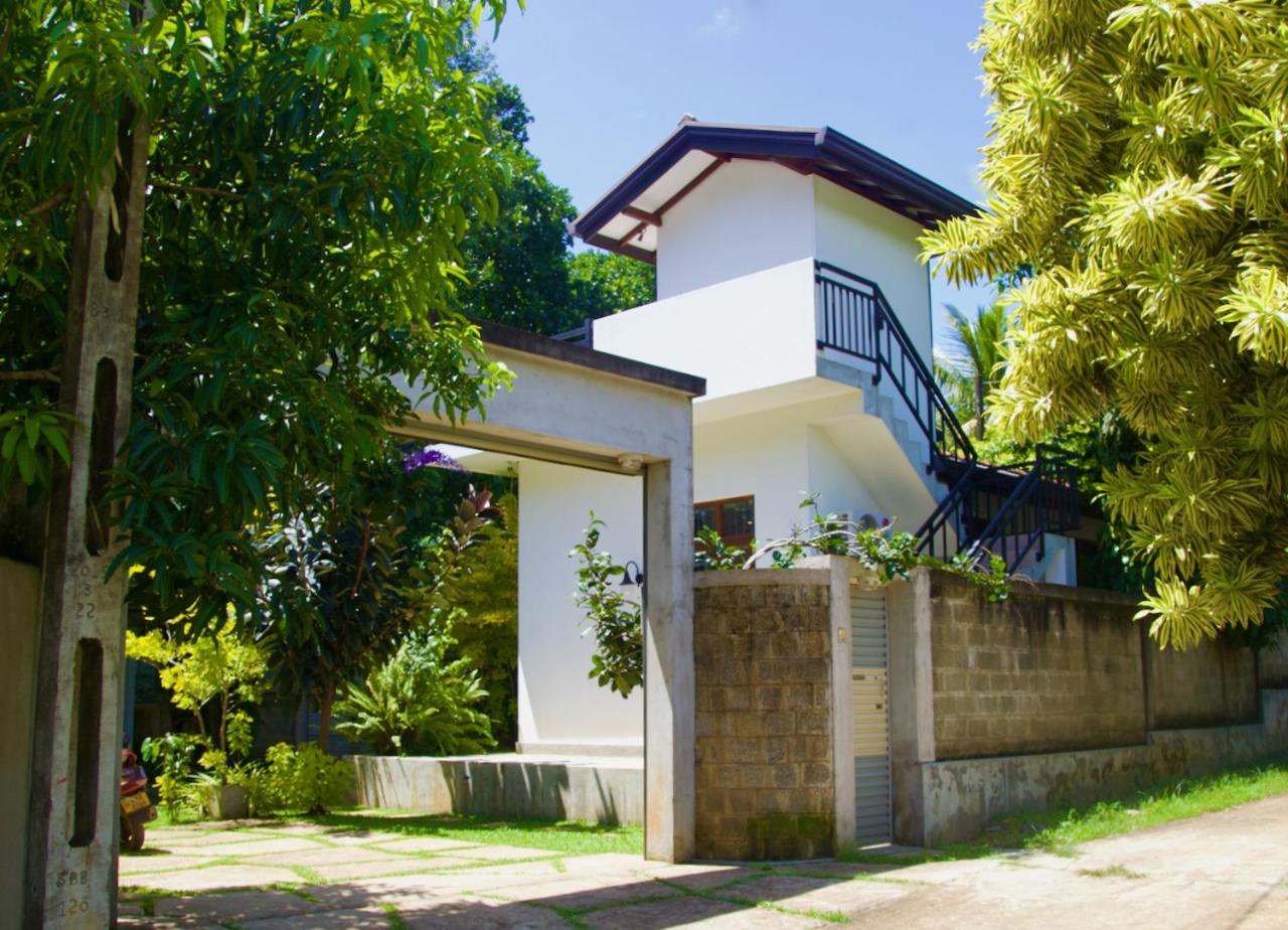 Coastal Dream House with Jacuzzi - 3 Bedrooms - Just Steps from a Stunning Beach view 3