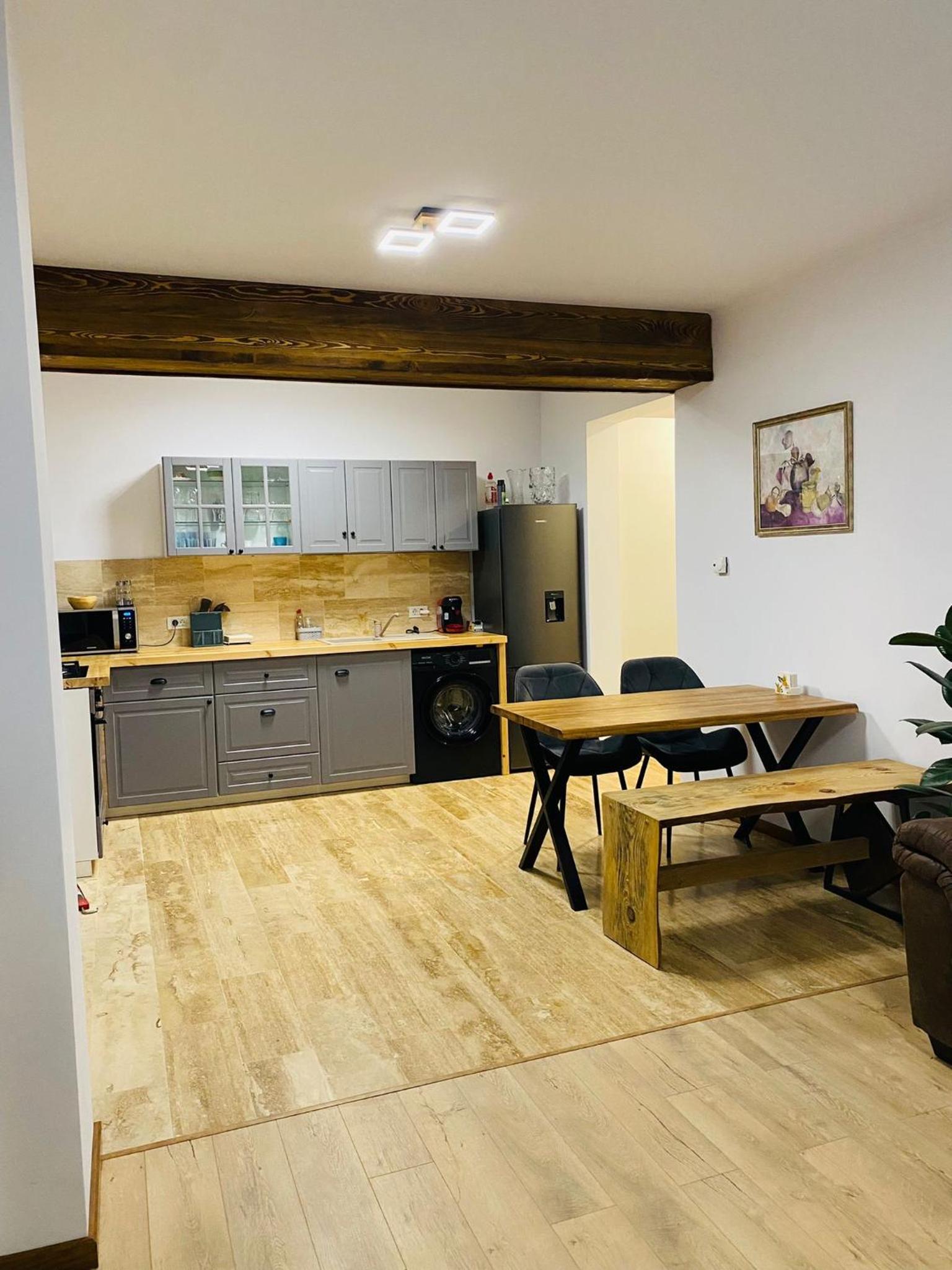 Stone Apartment with sauna Sinaia view 4
