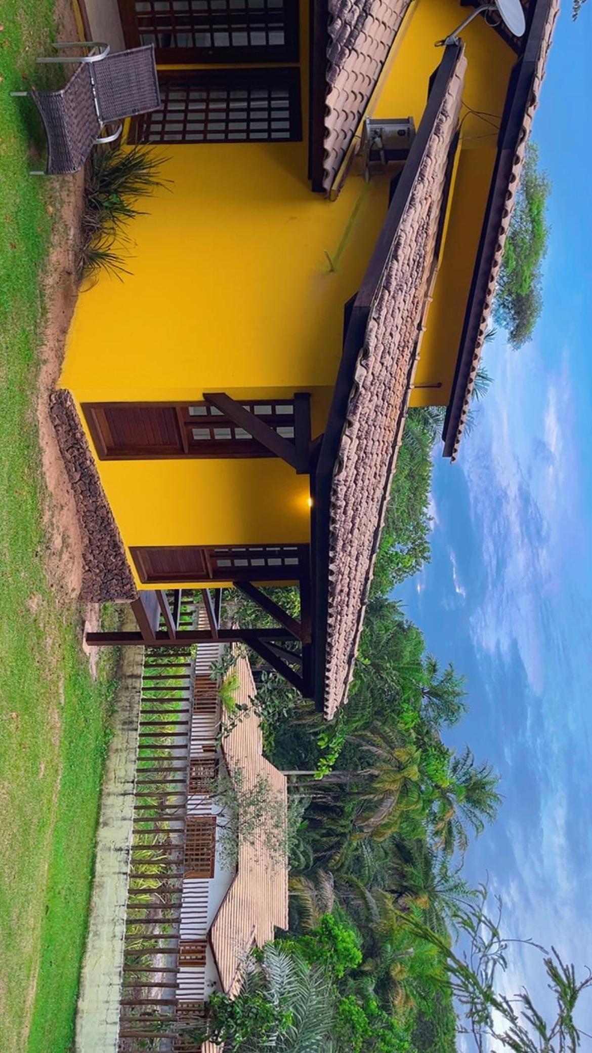 Casa Amarella - Condomínio de casas