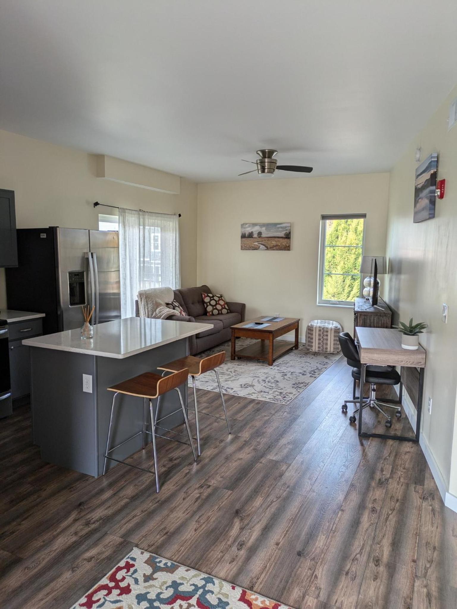 Bloomington Vacations - Walnut Street Near IU and Downtown B-Town - Property Image 4