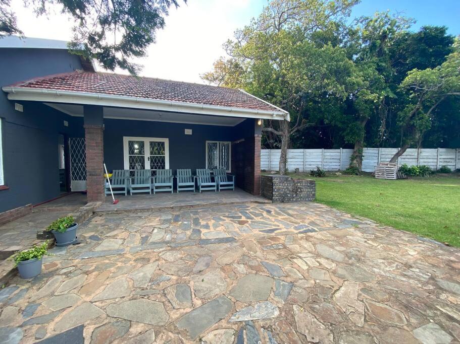 Hotel Nunei Coastal Holiday Home