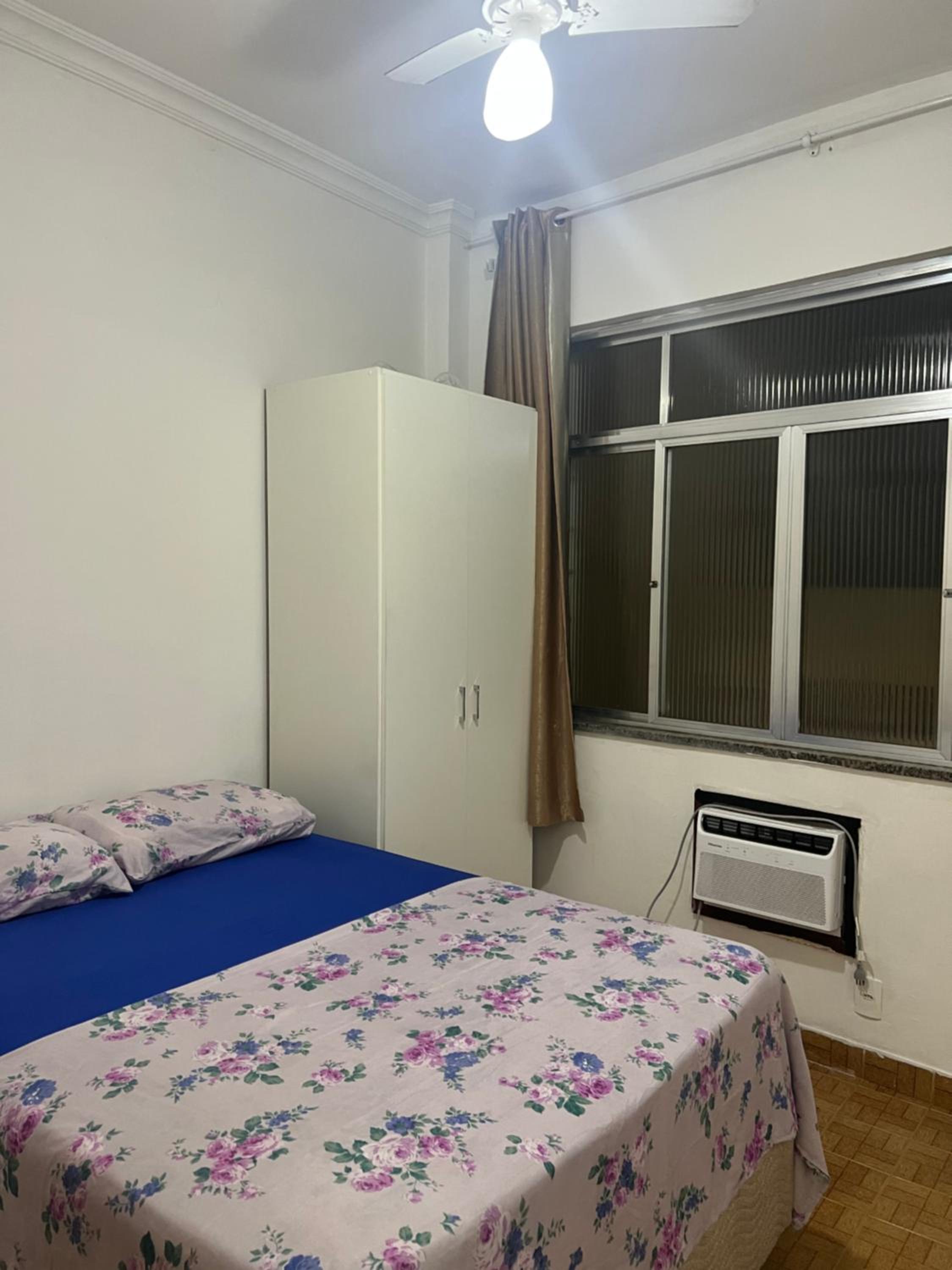 Apartamento em copacabana PÉ NA AREIA