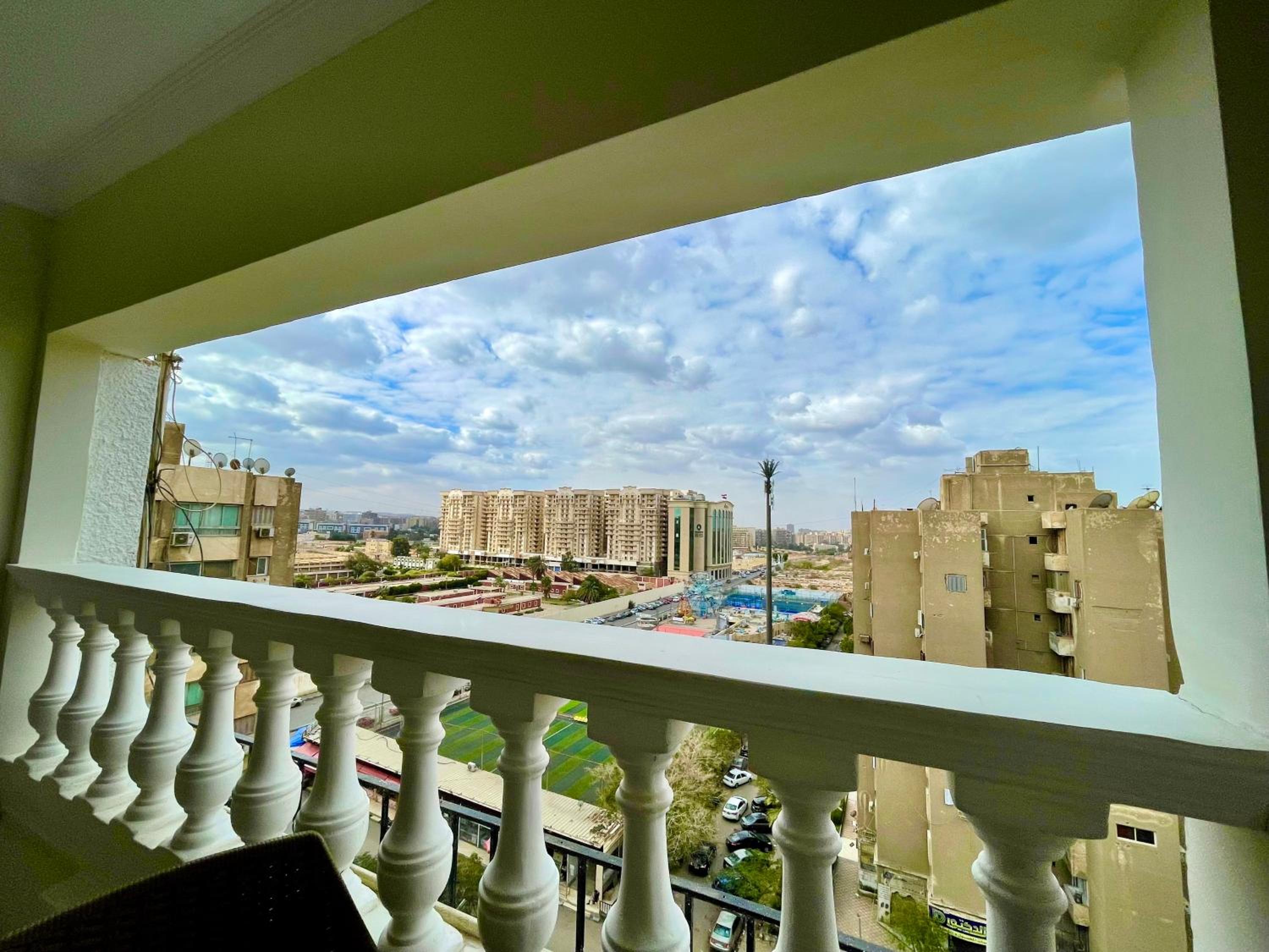 2Brs Apt 5min to Abbas Akkad and city stars