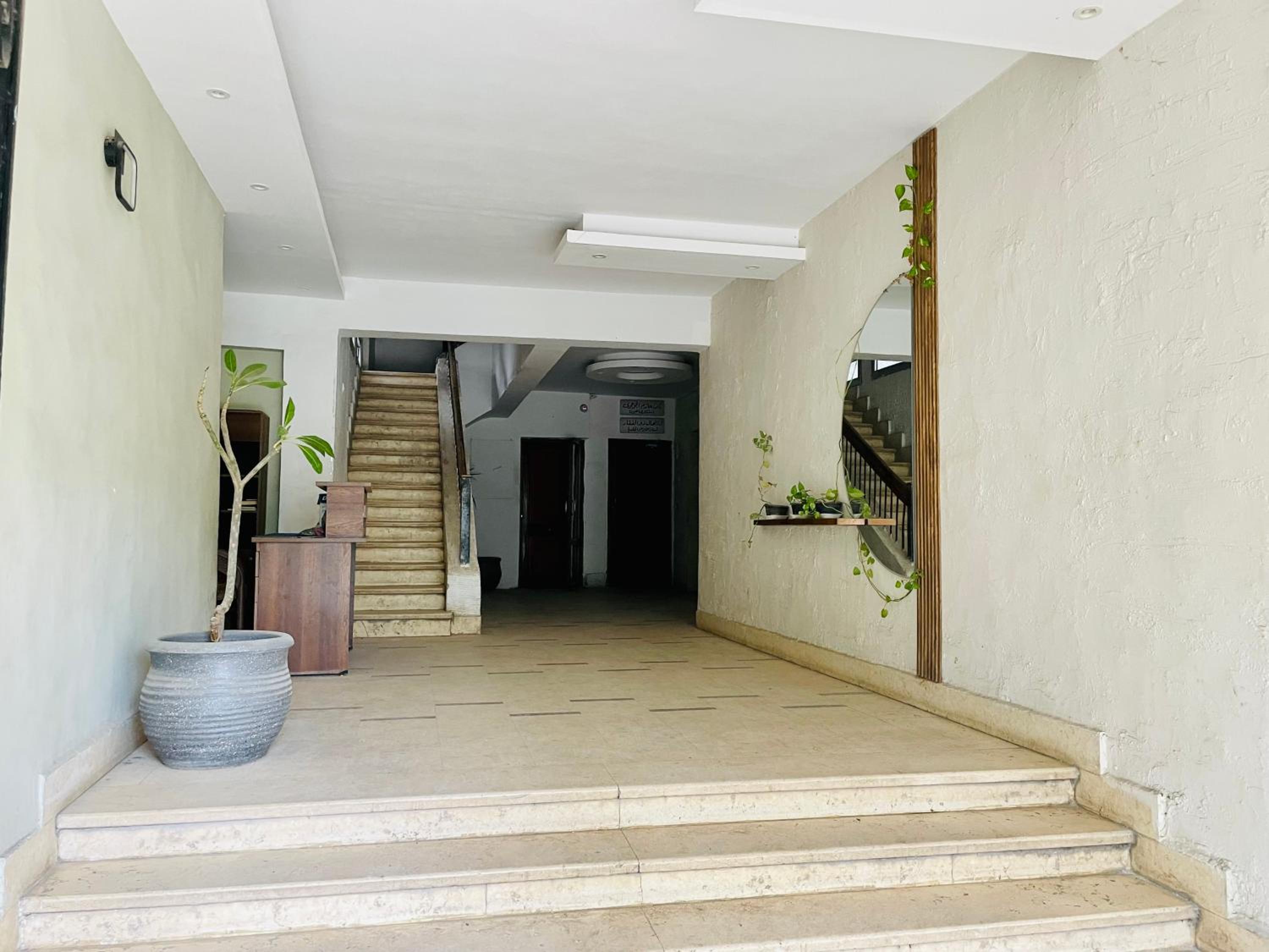 2Brs Apt 5min to Abbas Akkad and city stars