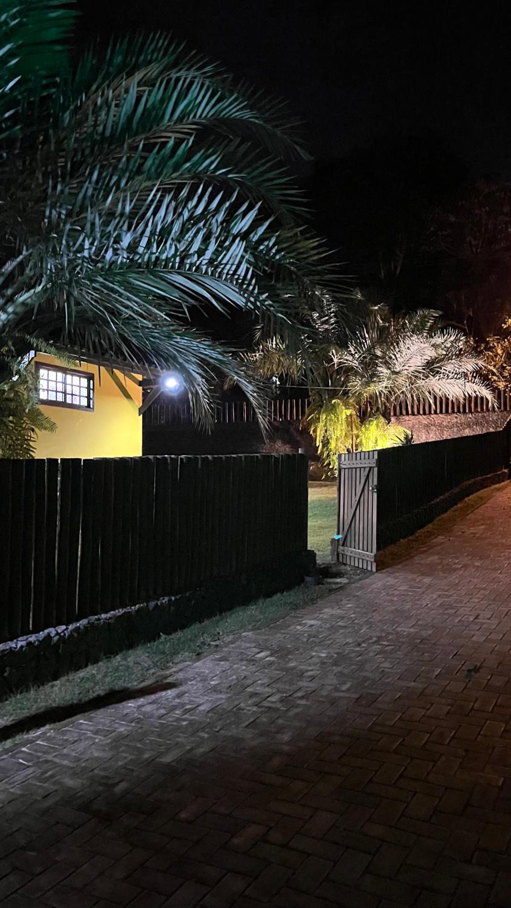 Casa Amarella - Condomínio de casas