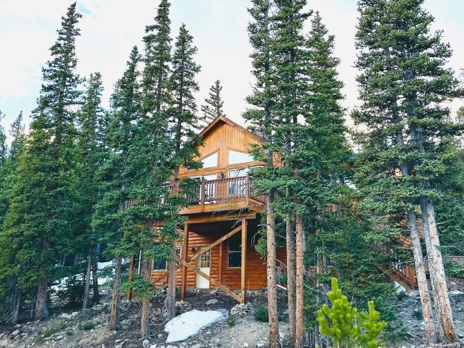 Mountain Views, Fast Wi-Fi, Hot Tub near Fairplay and Breck