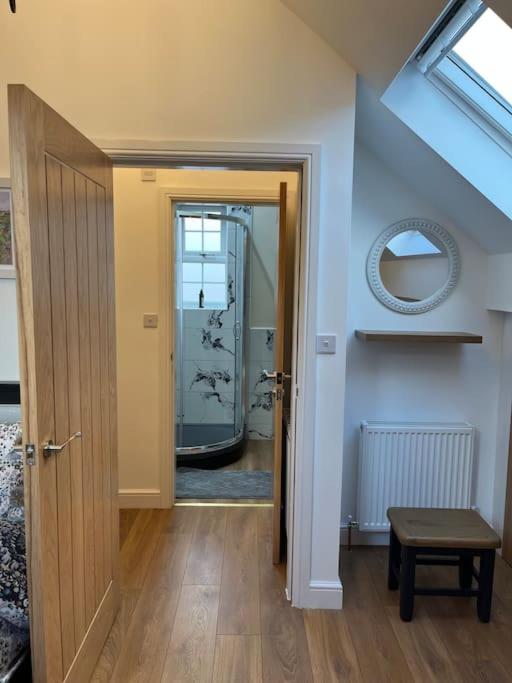 luxury Detached House Sheffield City Centre Sleeps 4