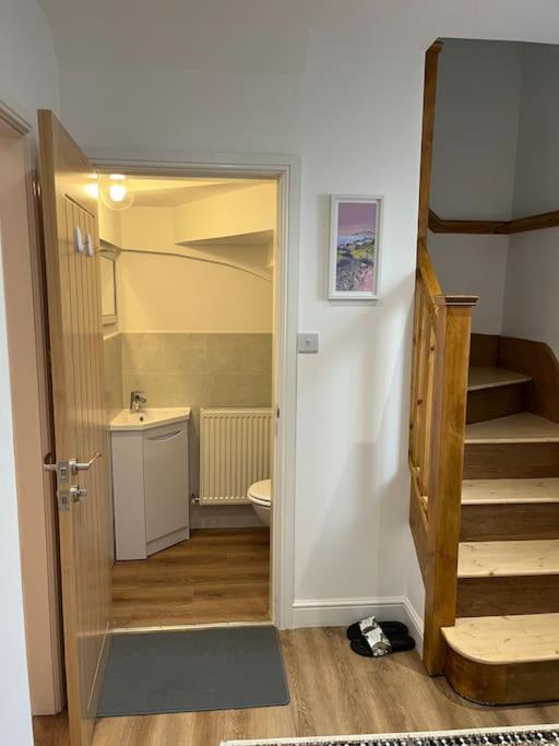 luxury Detached House Sheffield City Centre Sleeps 4