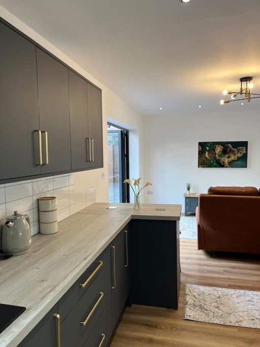 luxury Detached House Sheffield City Centre Sleeps 4