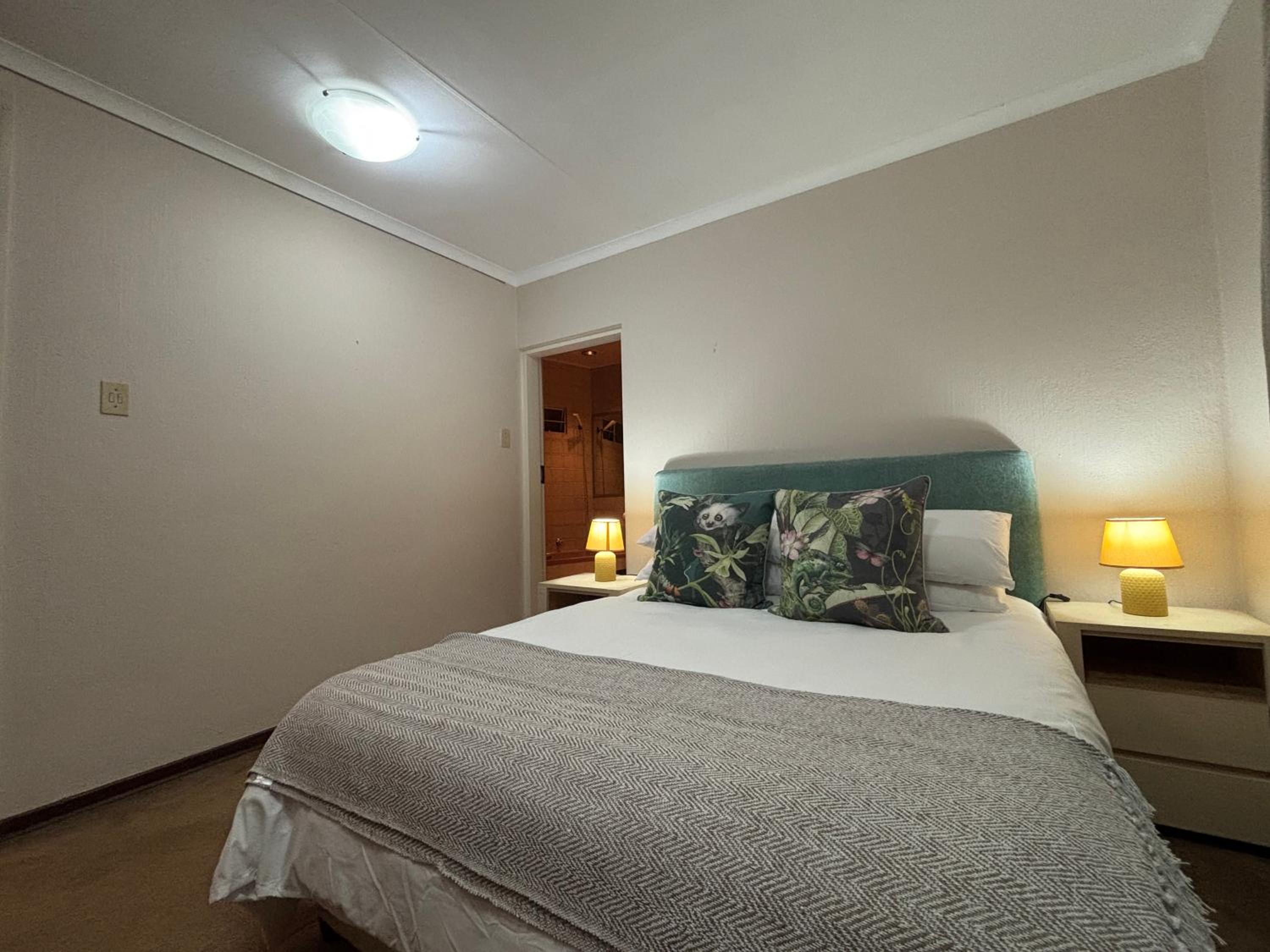 La Casa Blanca - Emmarentia, Johannesburg