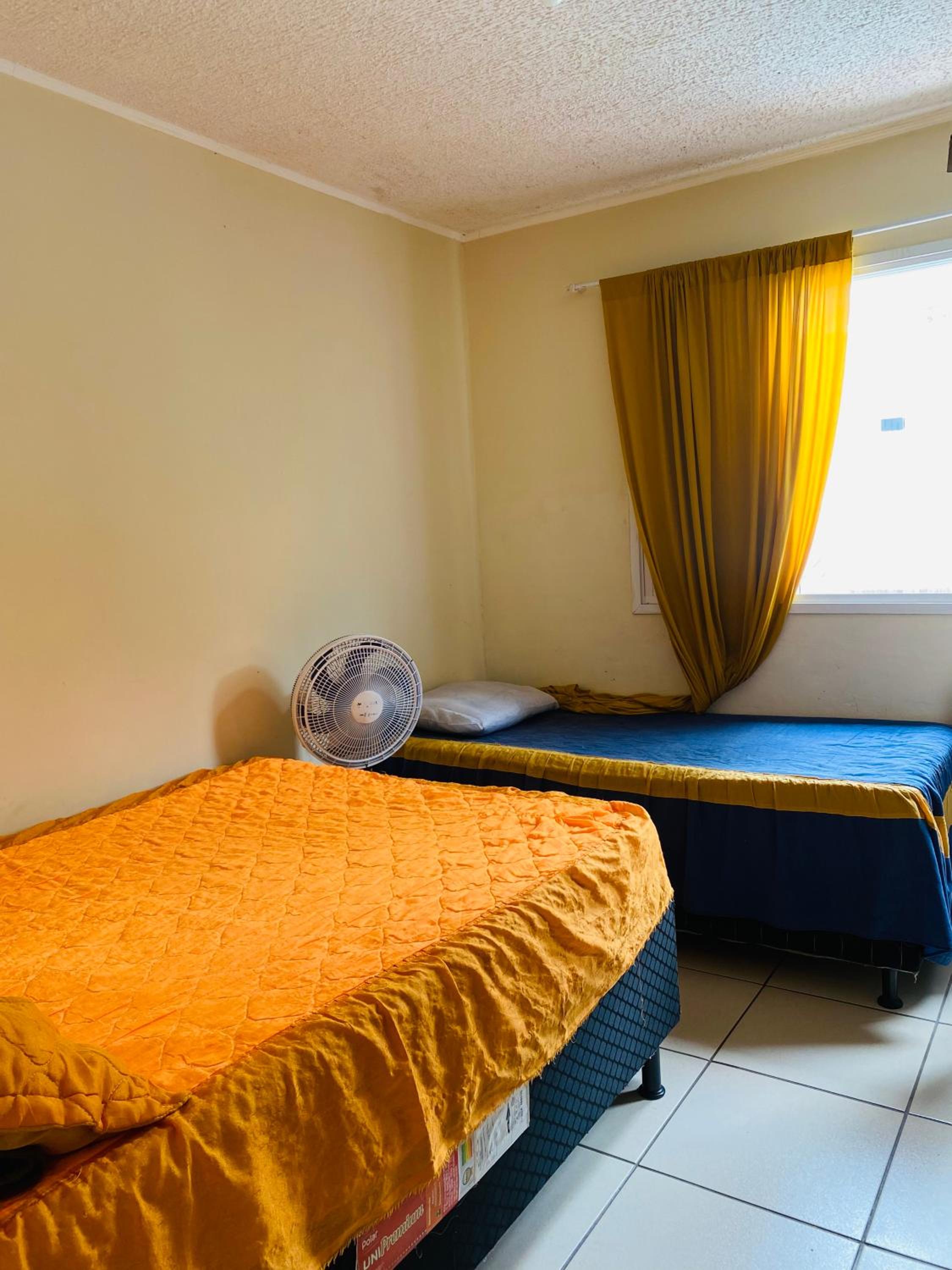 Casa com piscina em caraguatatuba