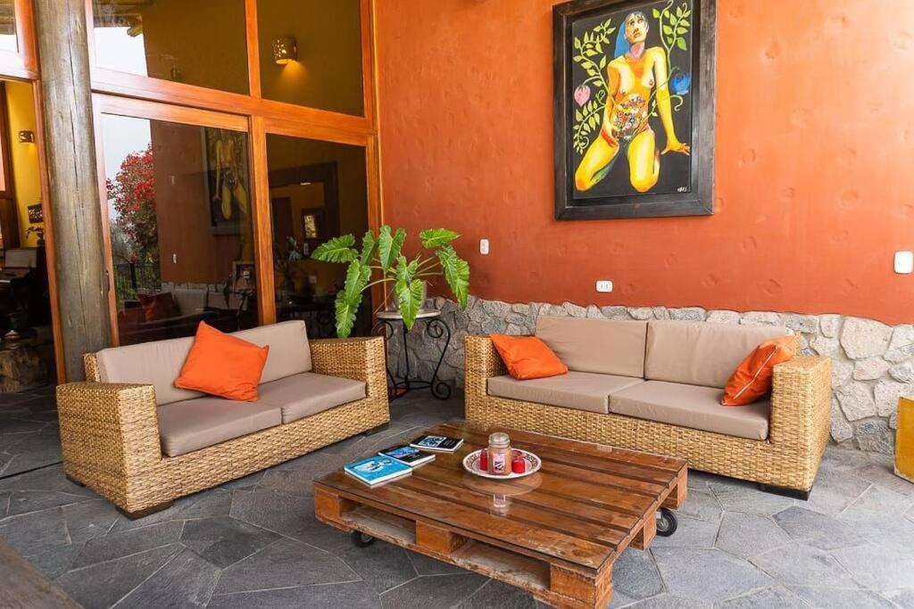 lounge