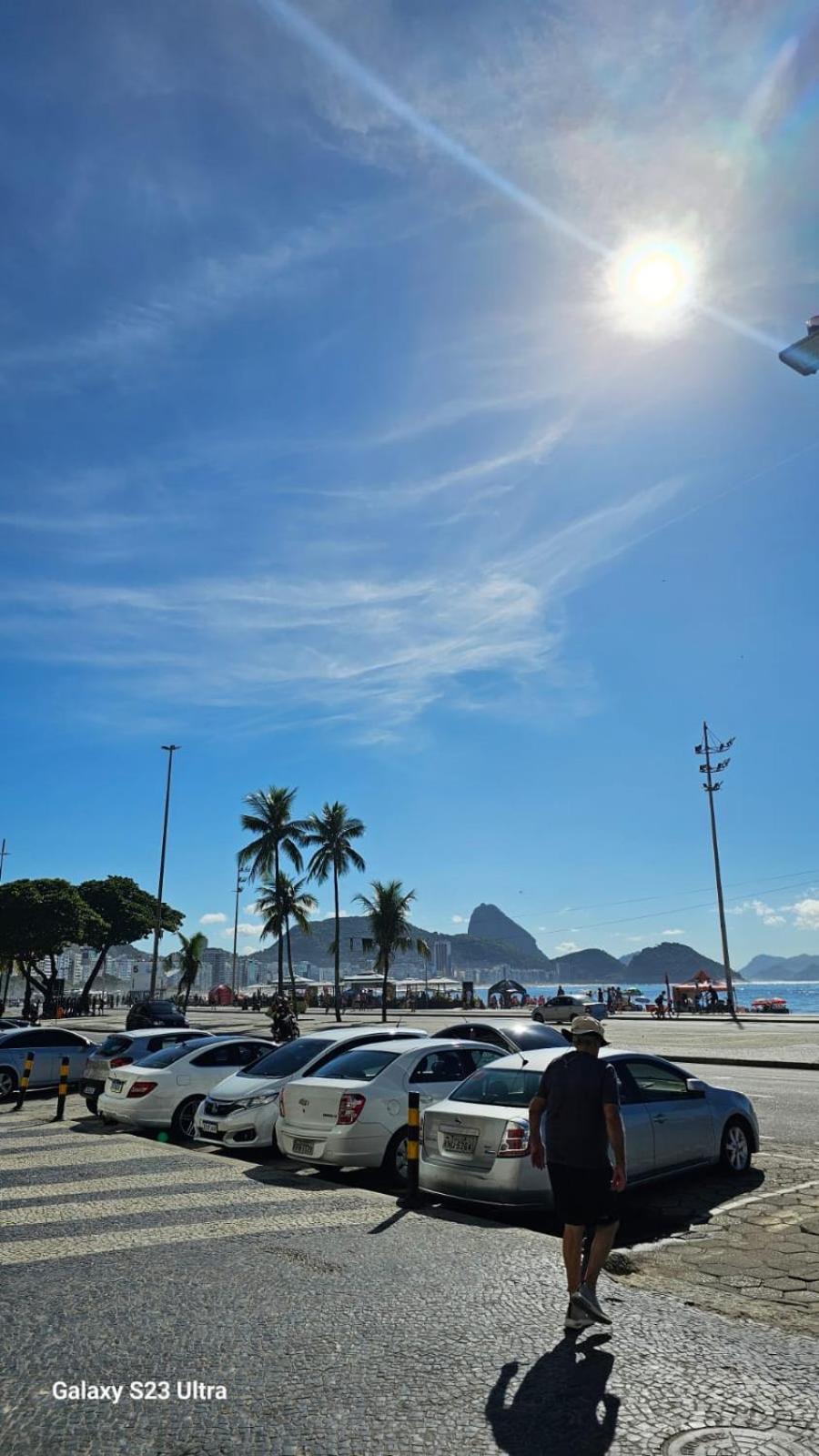 Apartamento em copacabana PÉ NA AREIA