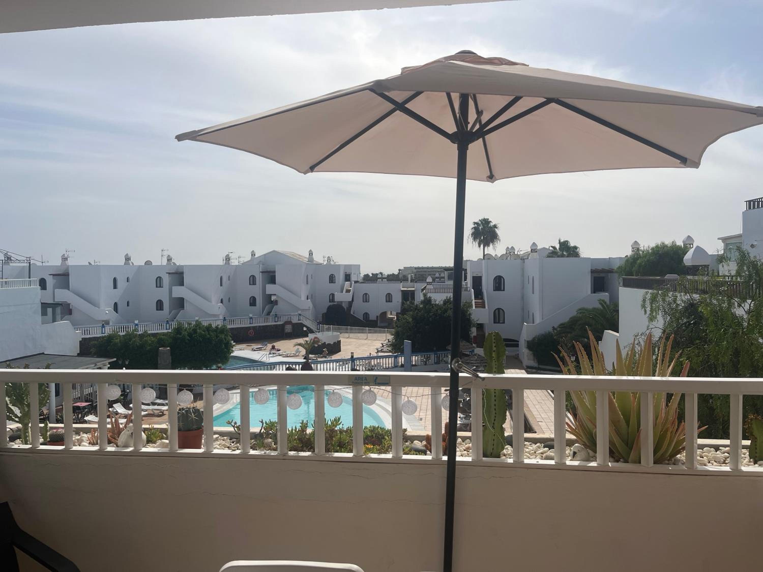 Appart Cosy vue piscine, wifi, à 500 m plage view 2