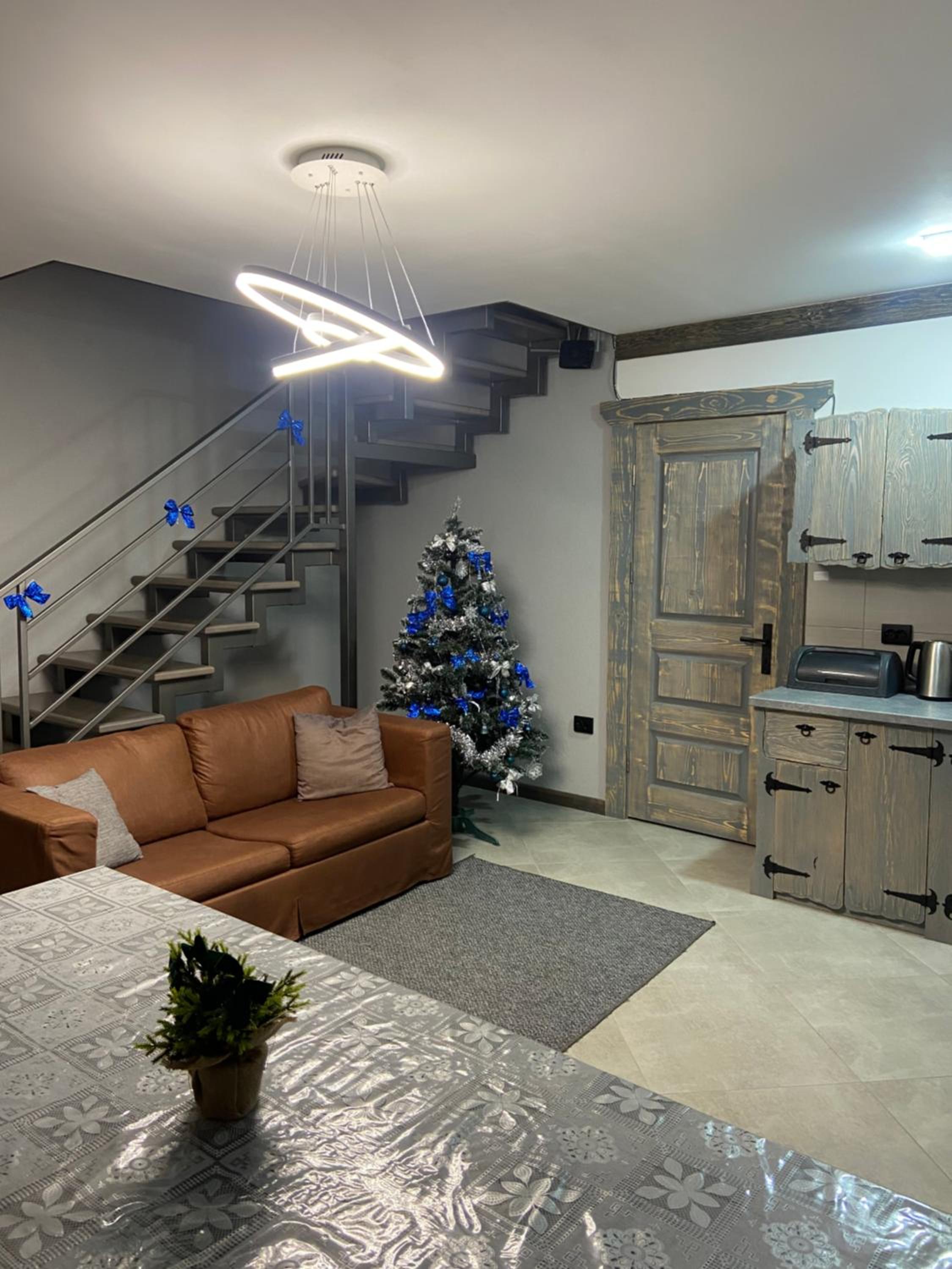 VIP котедж Рокита view 3