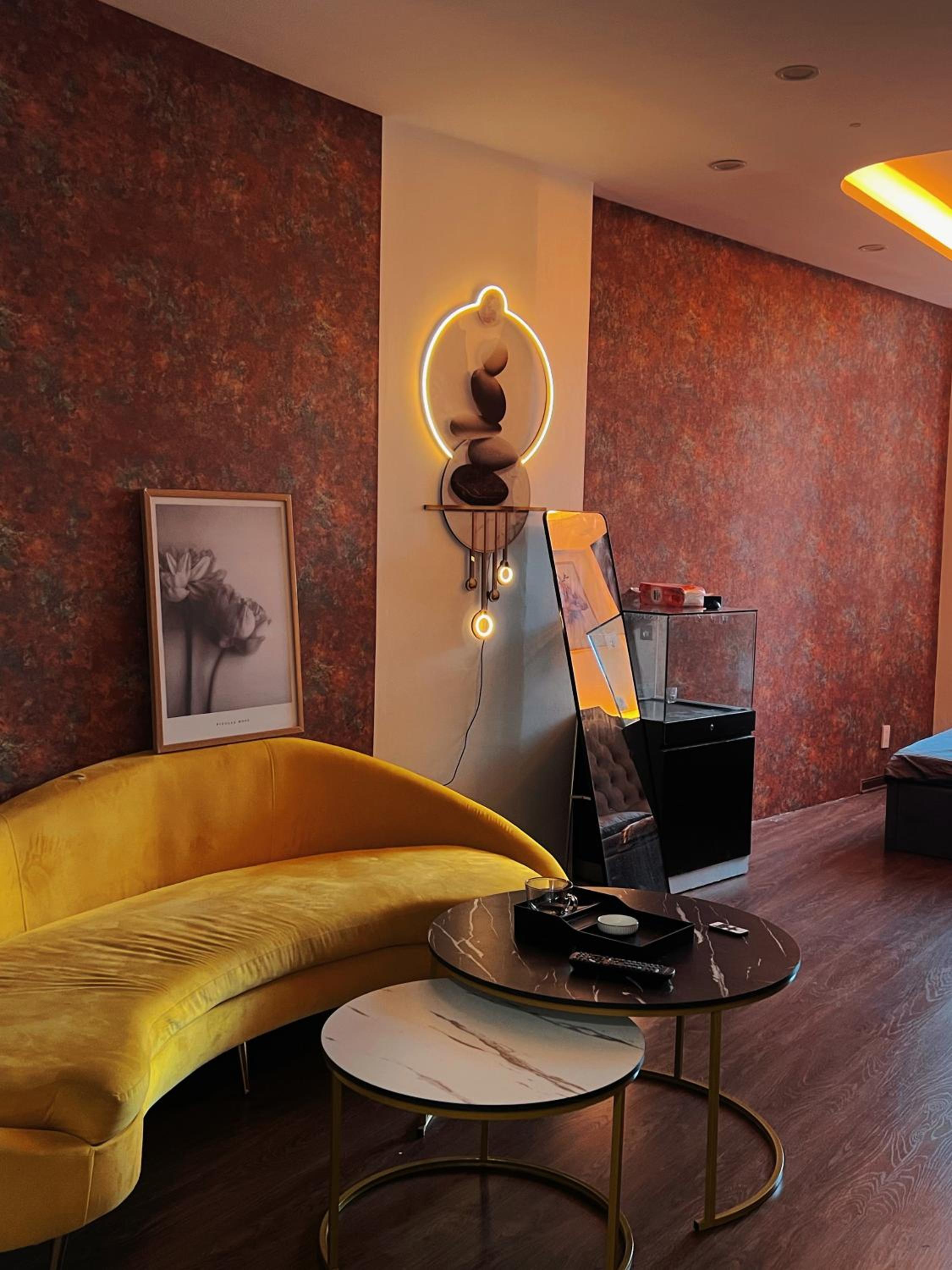 hotel room
