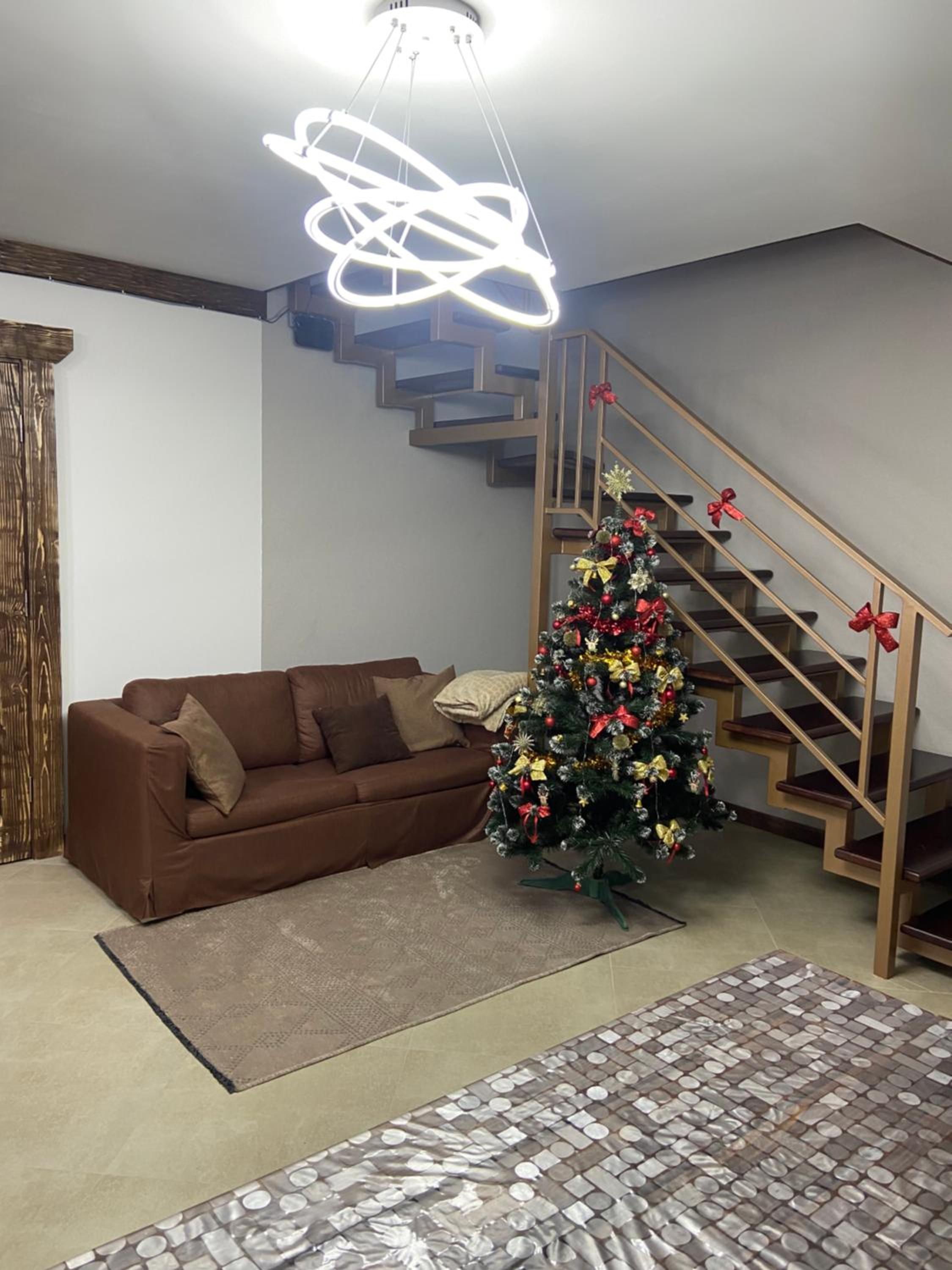 VIP котедж Рокита view 2