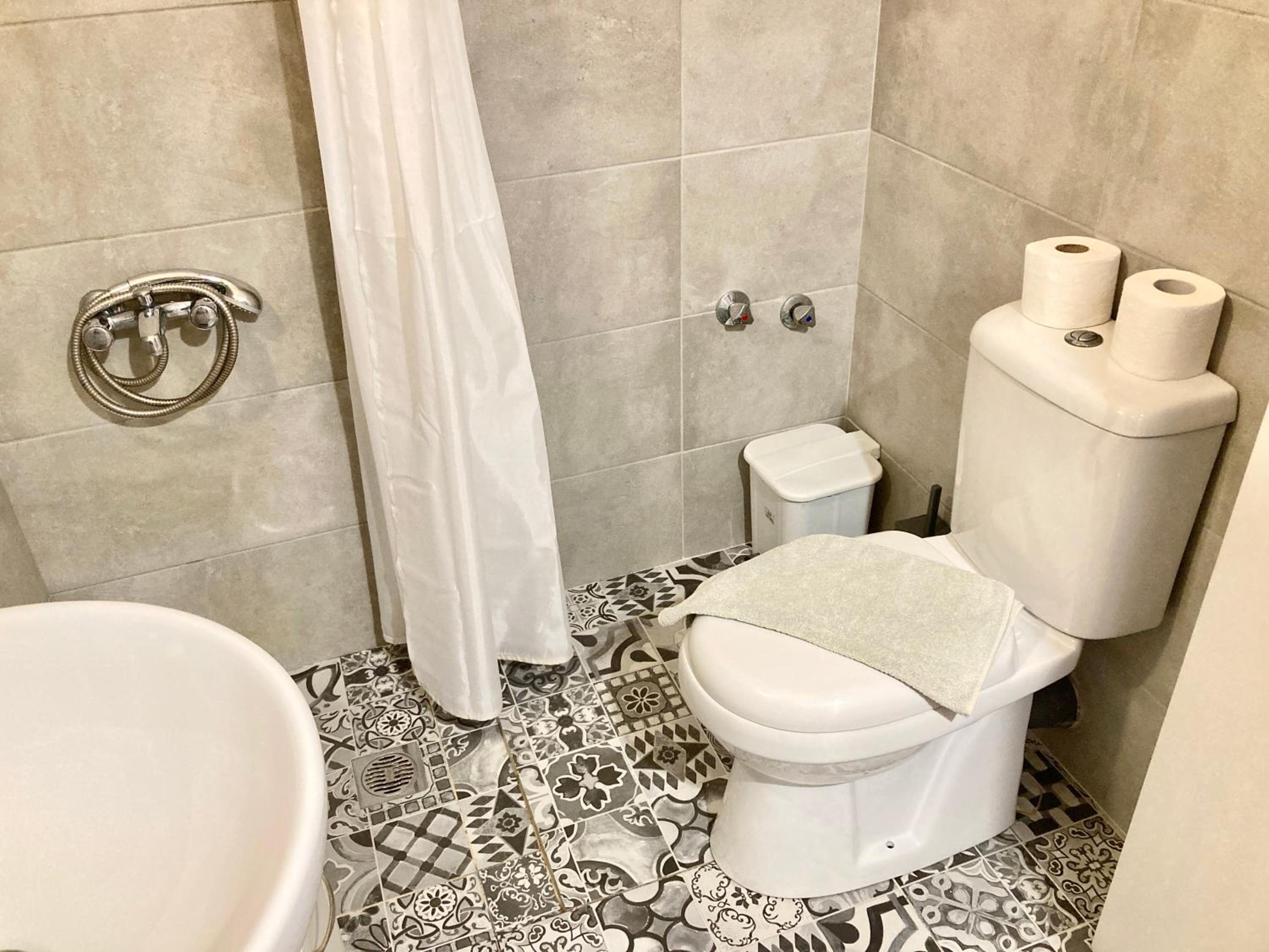 Eleana Apartments