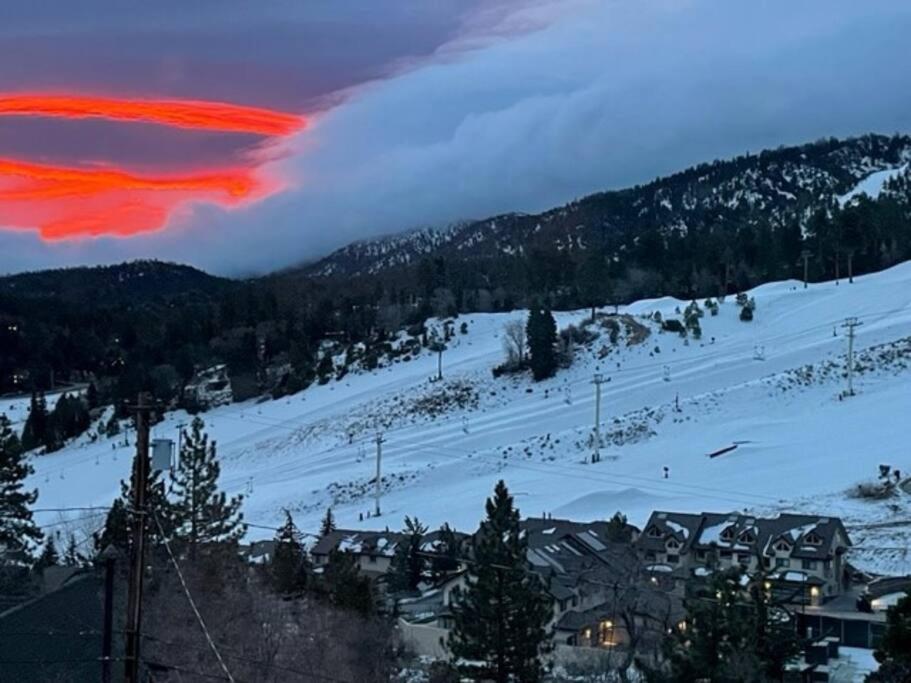 Amazing 180 Degree View of the Slopes view 3